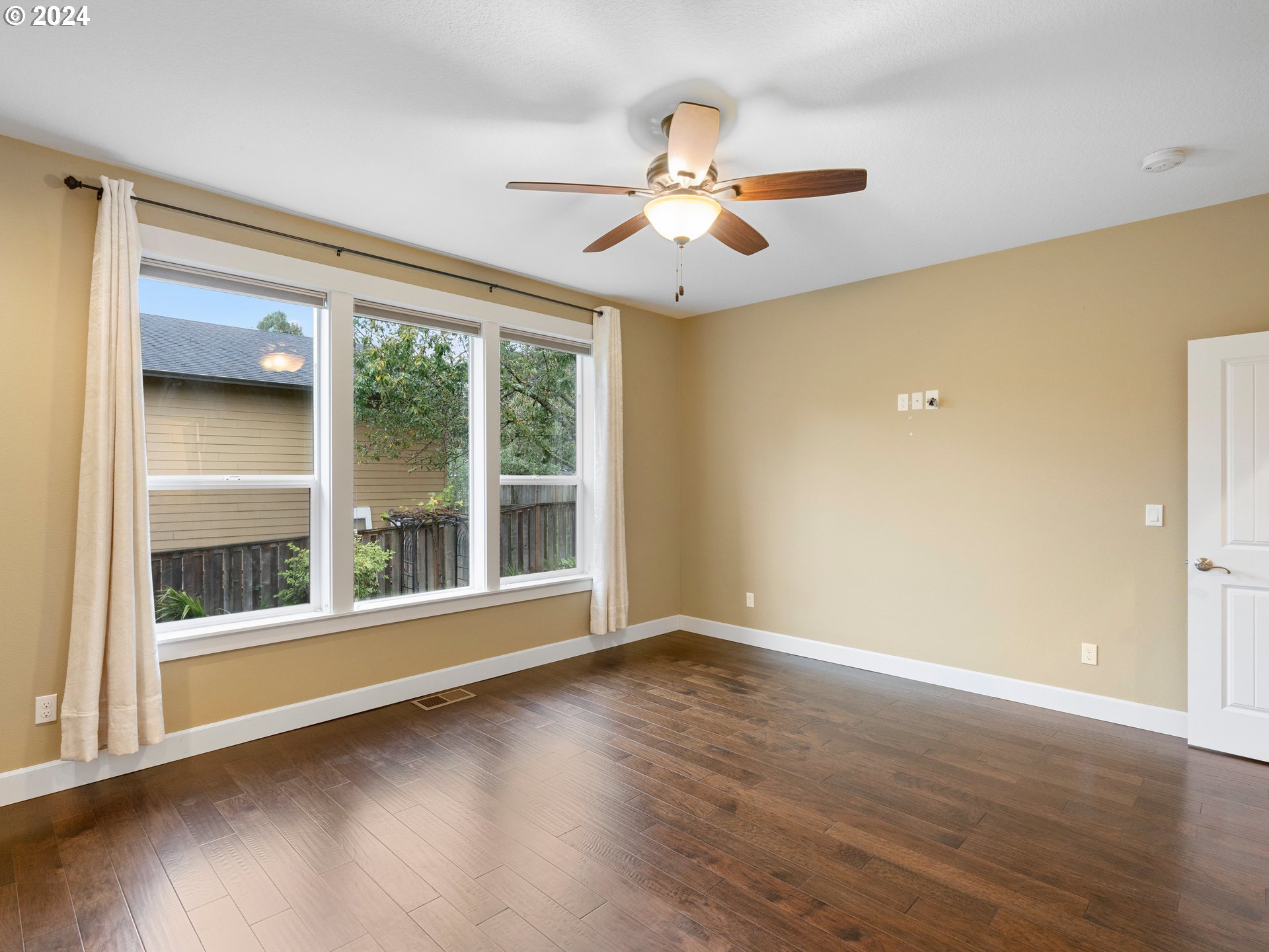 726 SW KINGS BYWAY