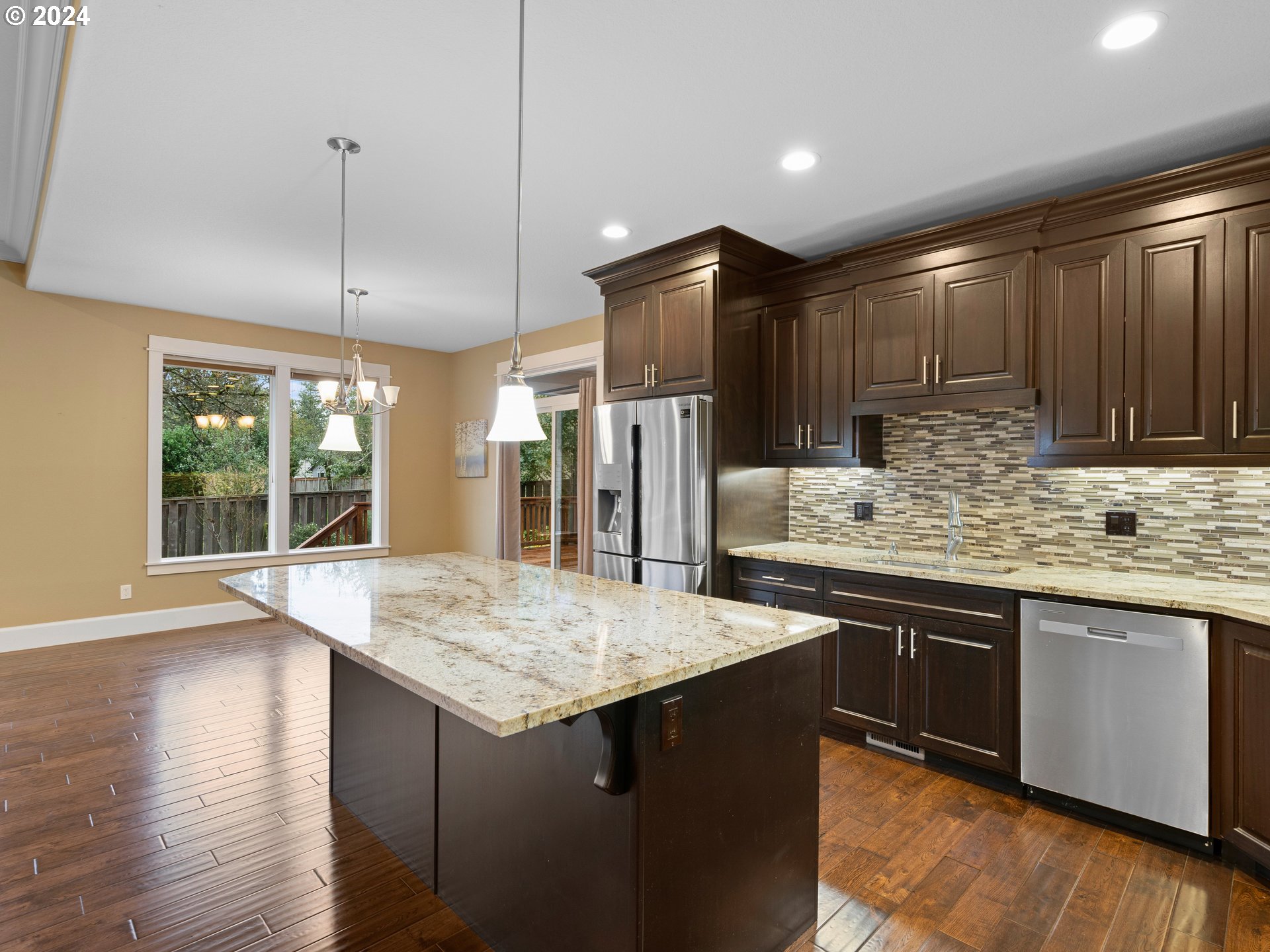 726 SW KINGS BYWAY