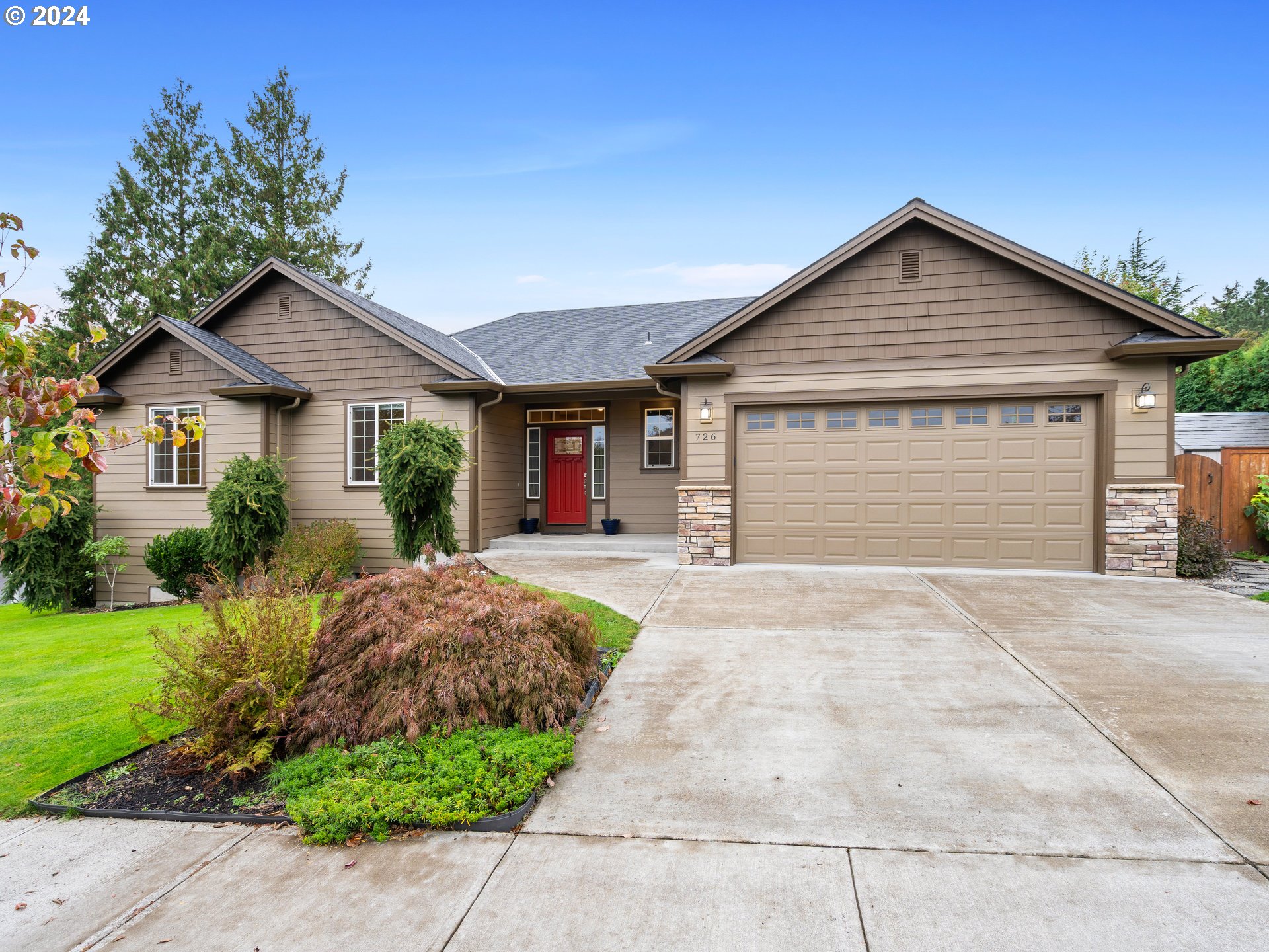 726 SW KINGS BYWAY