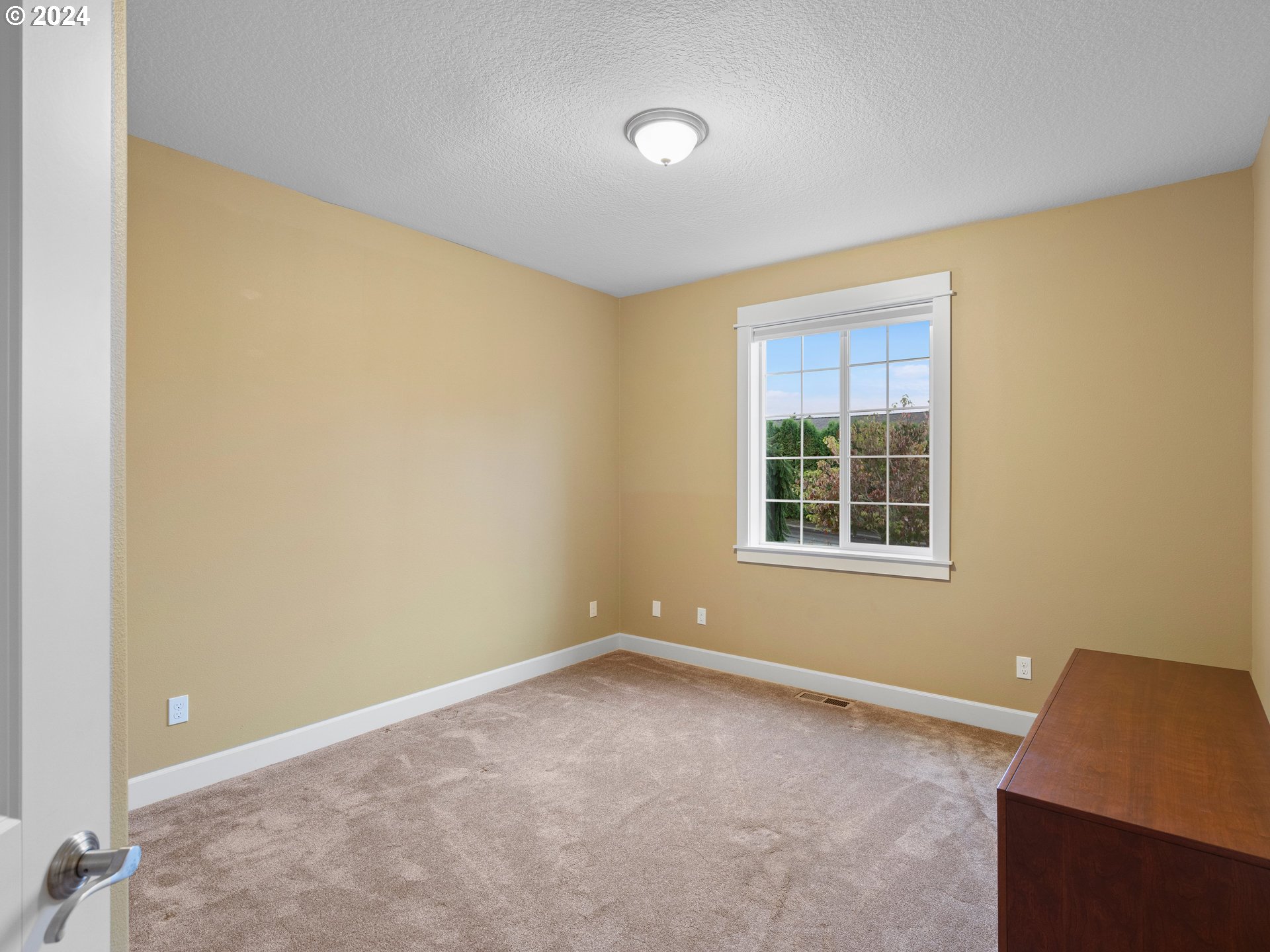 726 SW KINGS BYWAY