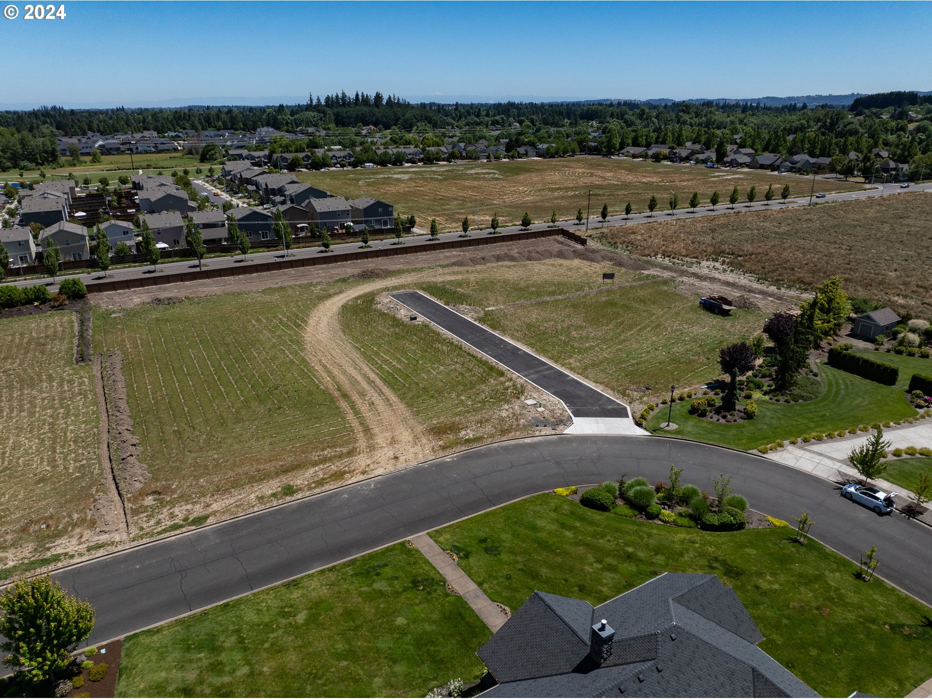 2166 NW Homer Ross LOOP 3, McMinnville Unit: 3