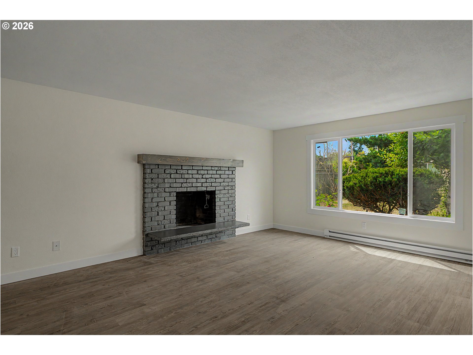 18435 NE GLISAN ST 10