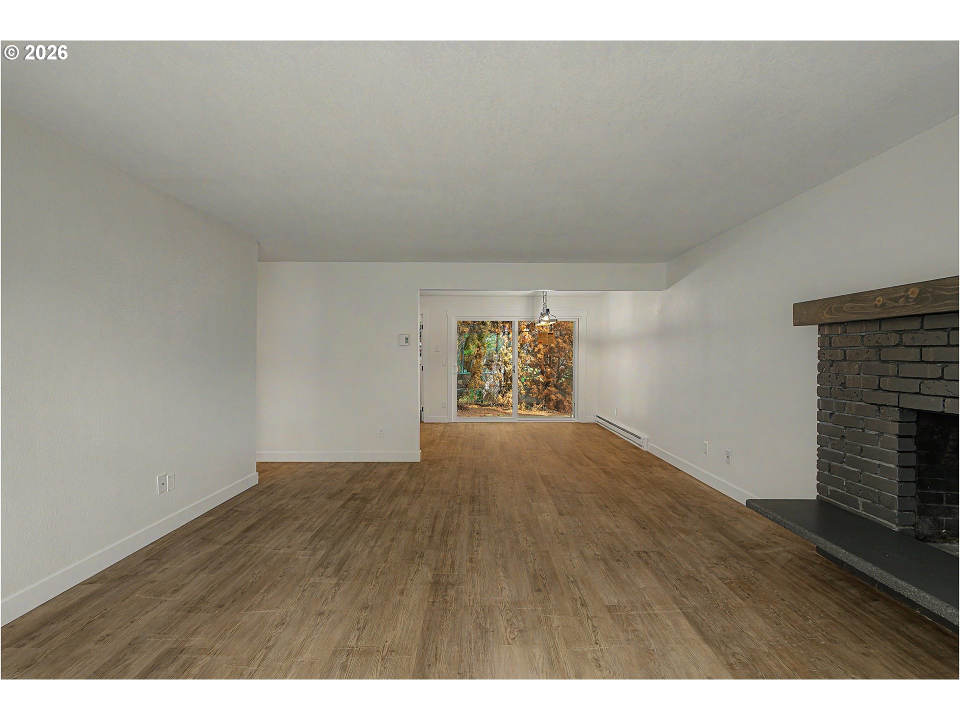 18435 NE GLISAN ST 10