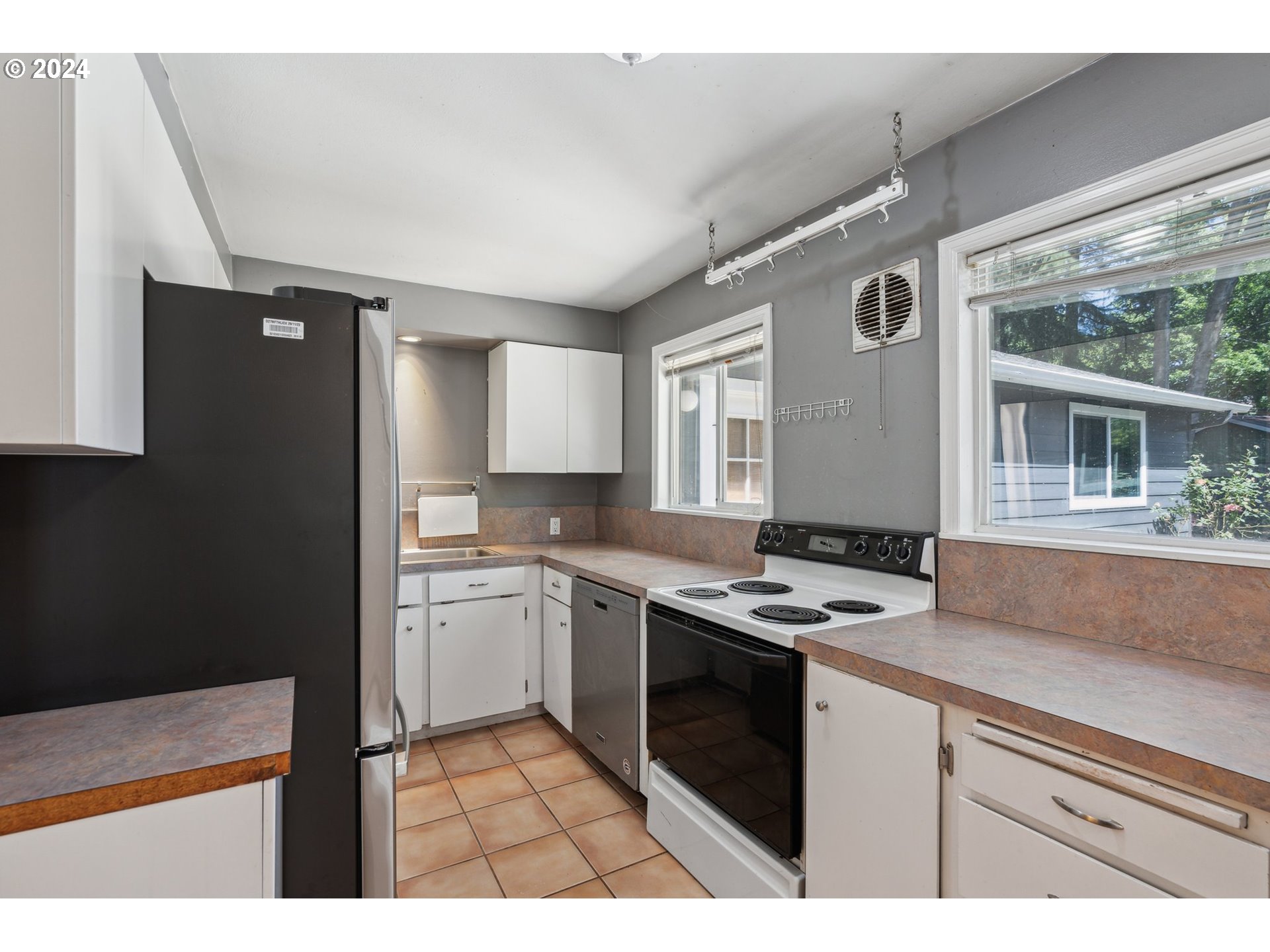 12455 SW FAIRFIELD PL