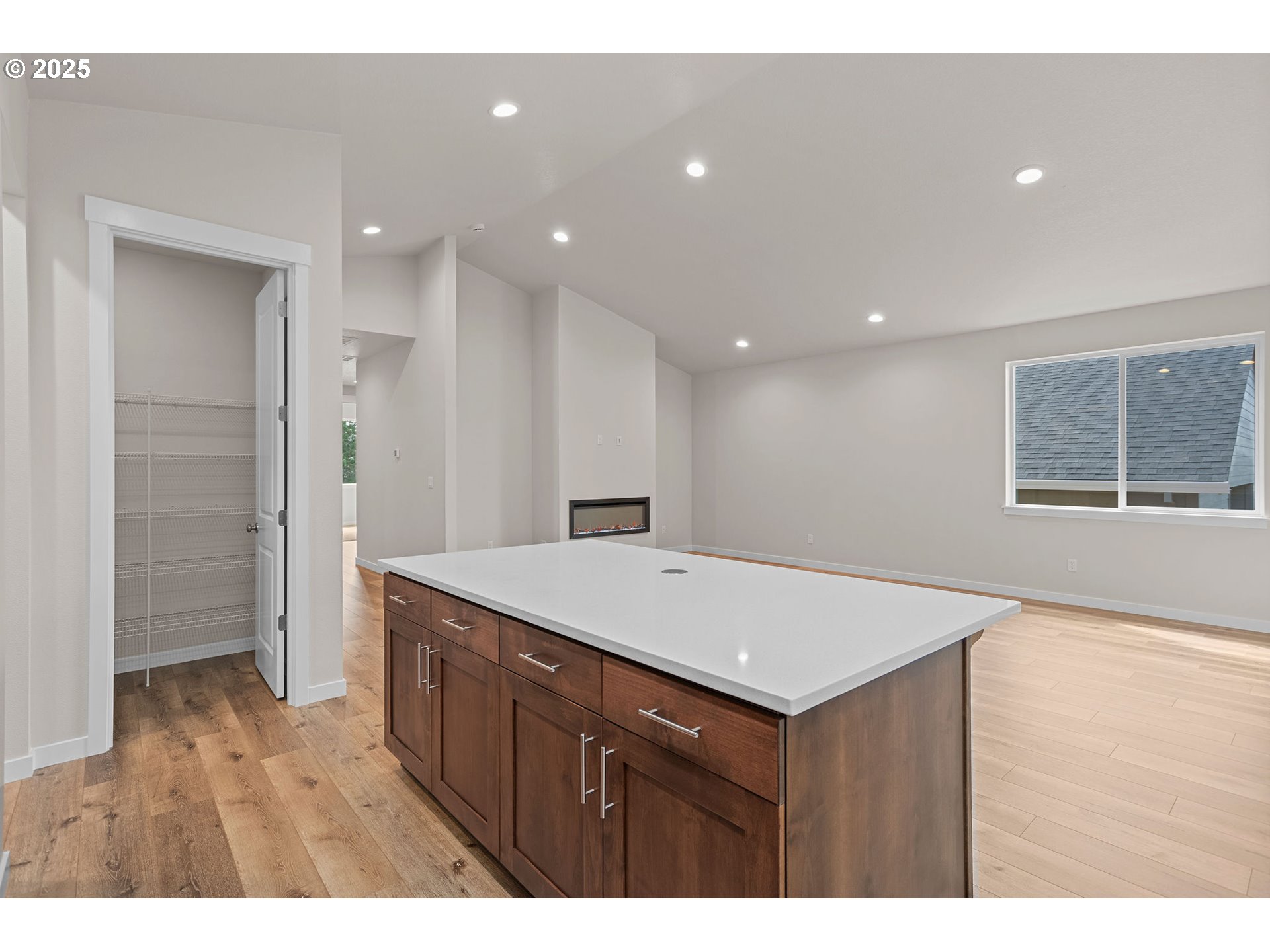 1309 NE JOSEPHINE CT 166