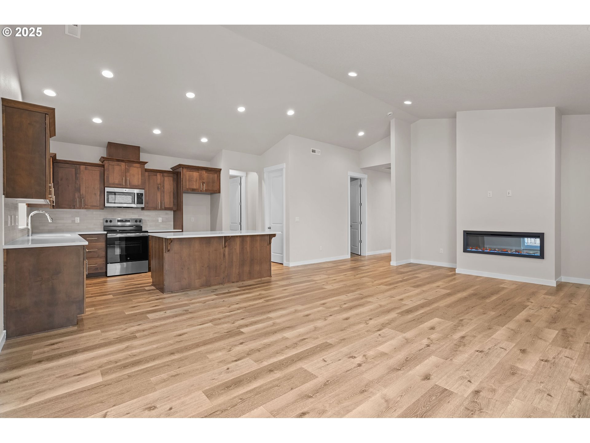 1309 NE JOSEPHINE CT 166