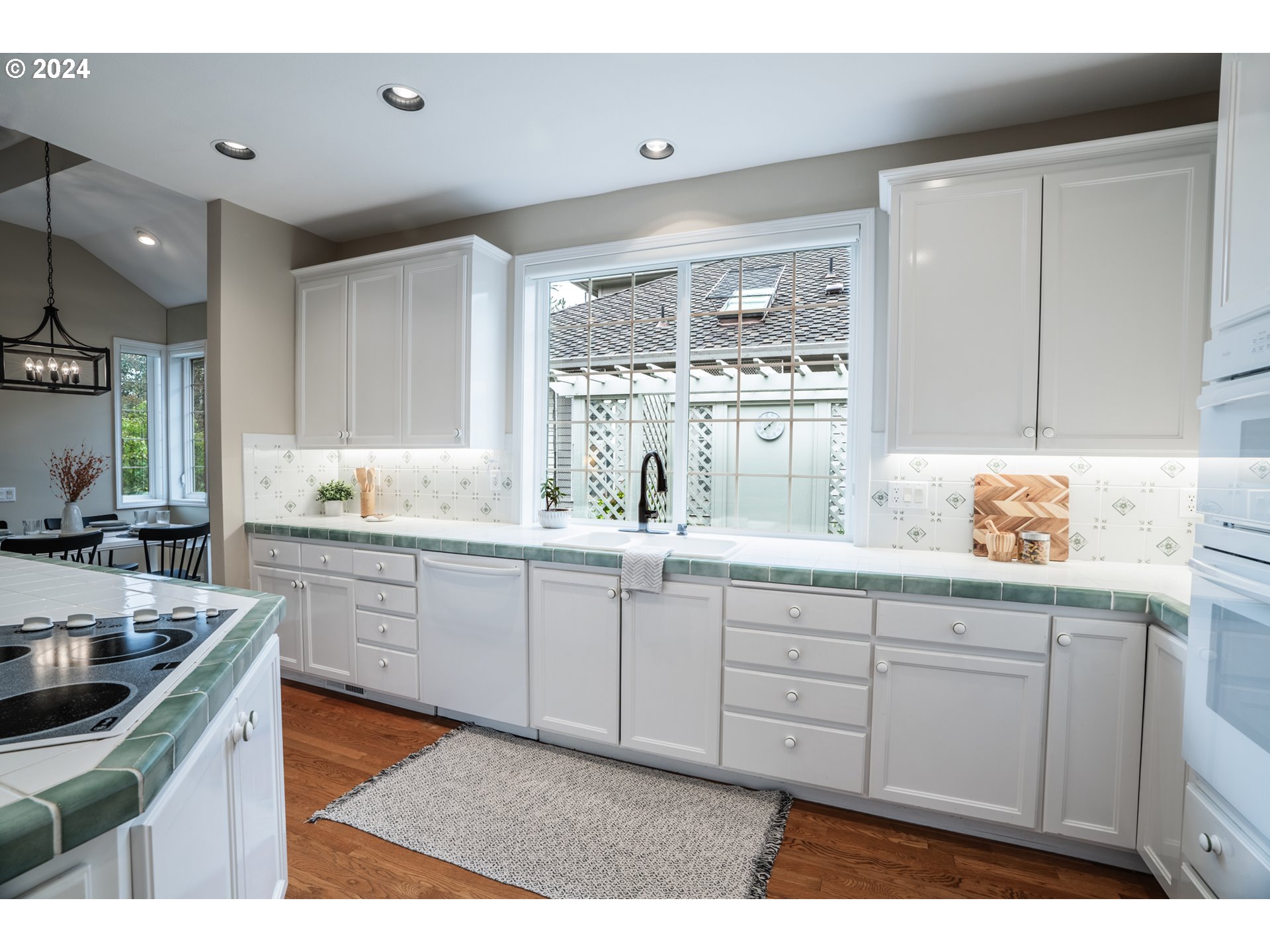 16189 NW CANTERWOOD WAY