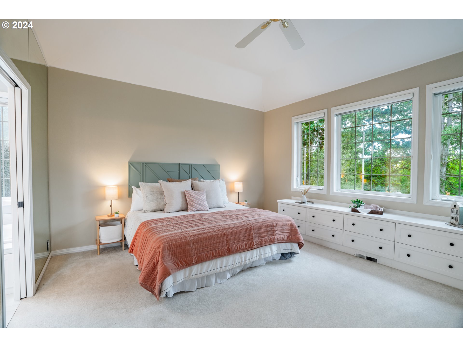 16189 NW CANTERWOOD WAY