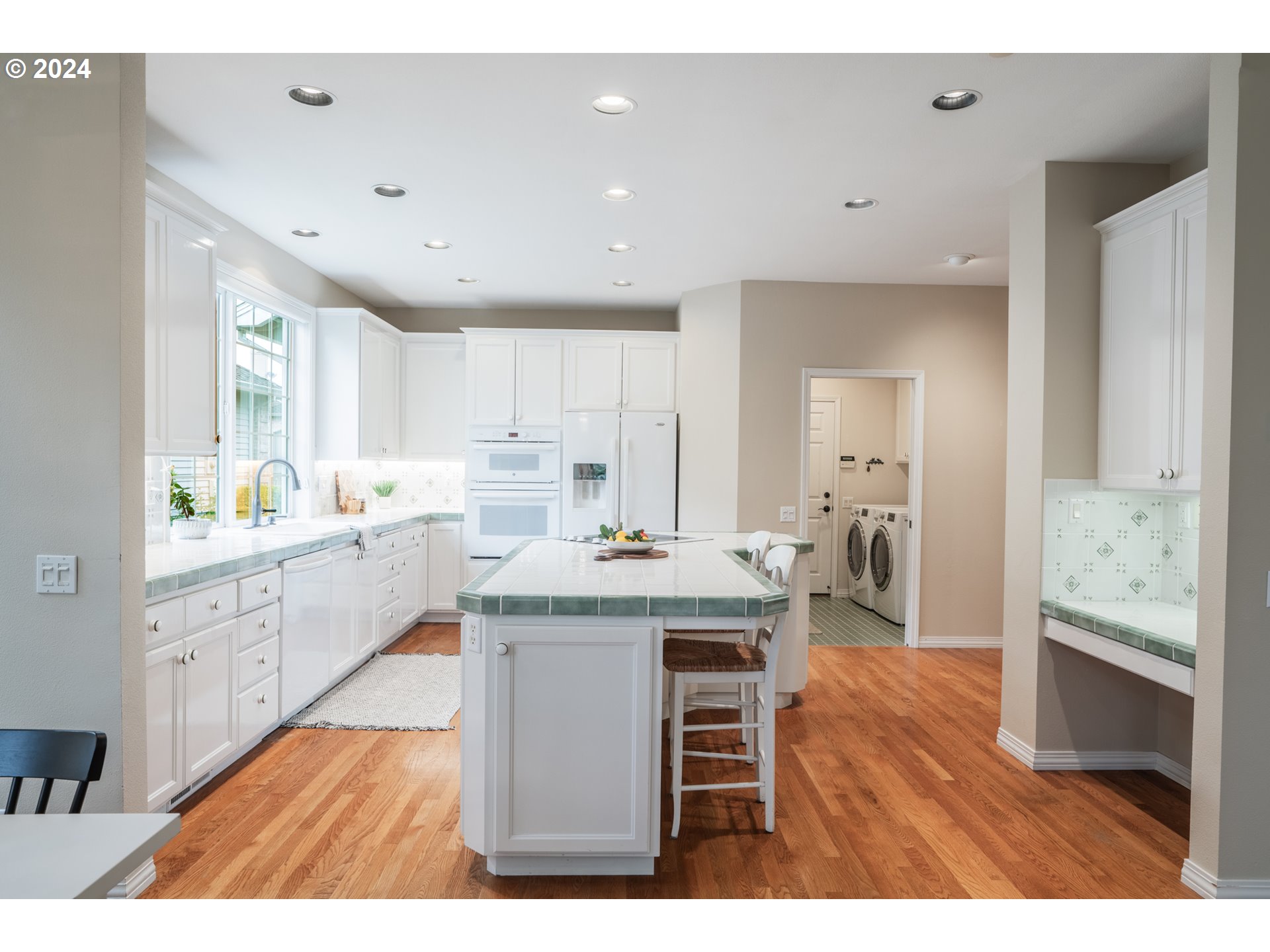 16189 NW CANTERWOOD WAY