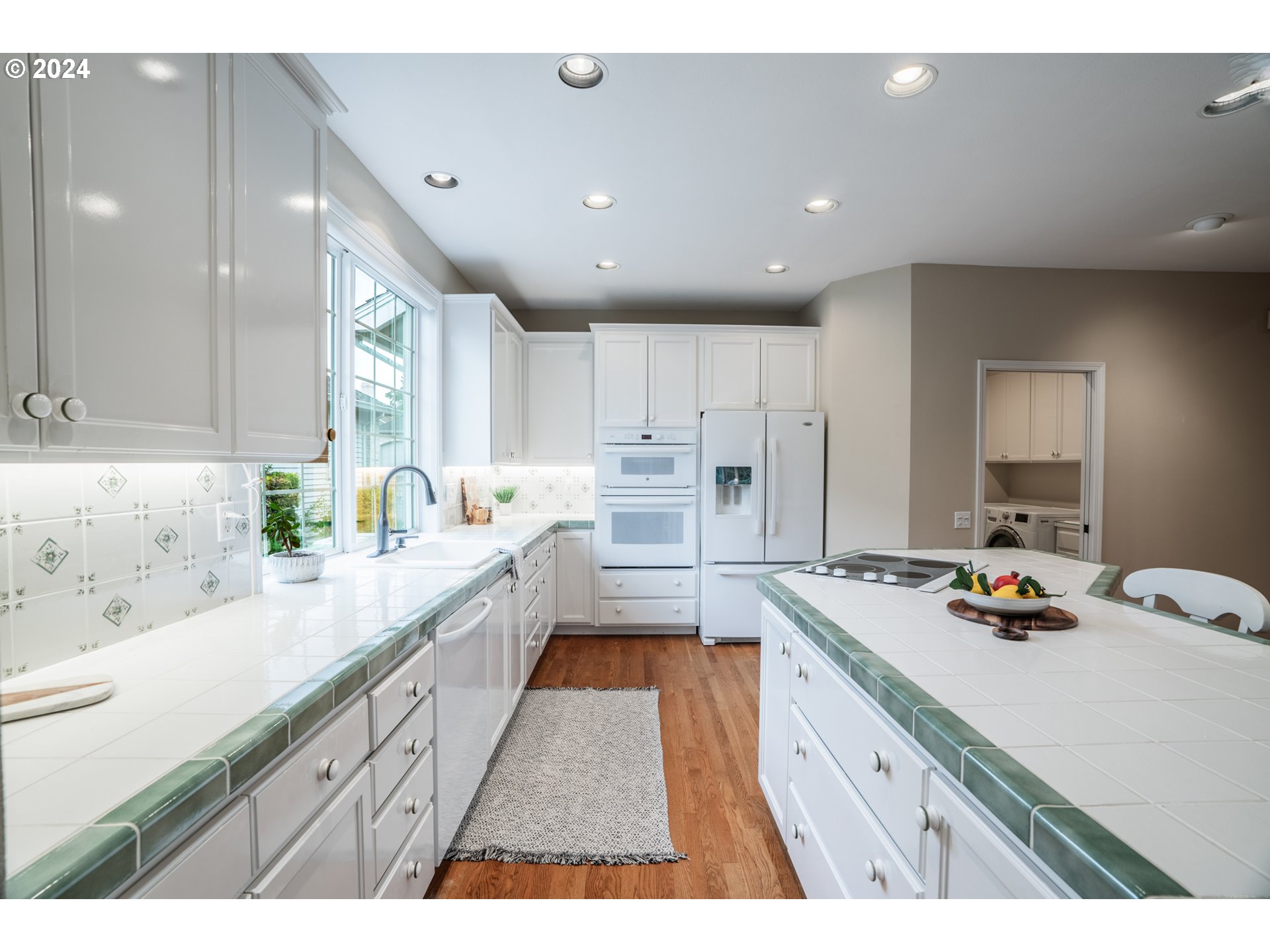 16189 NW CANTERWOOD WAY