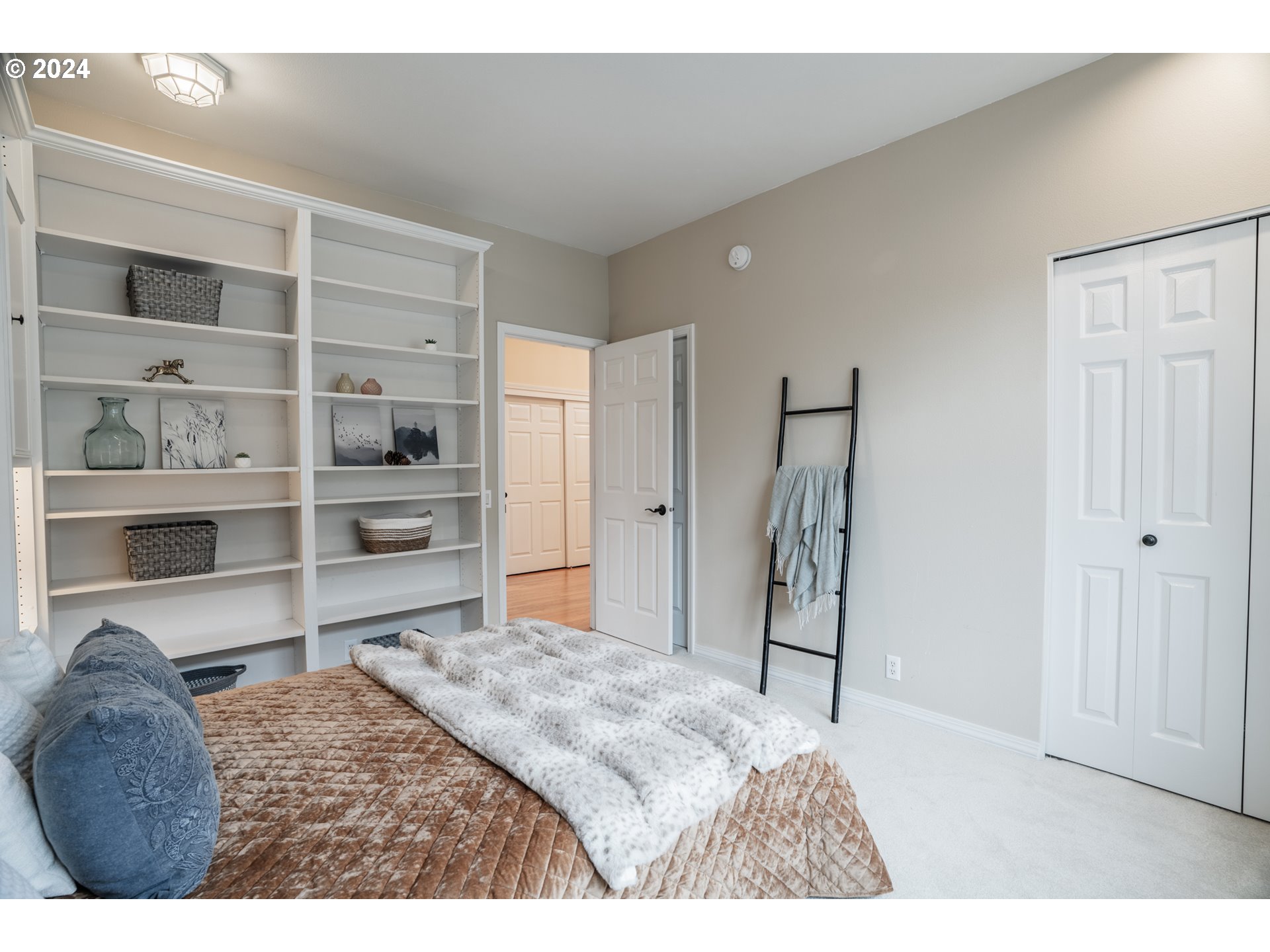 16189 NW CANTERWOOD WAY