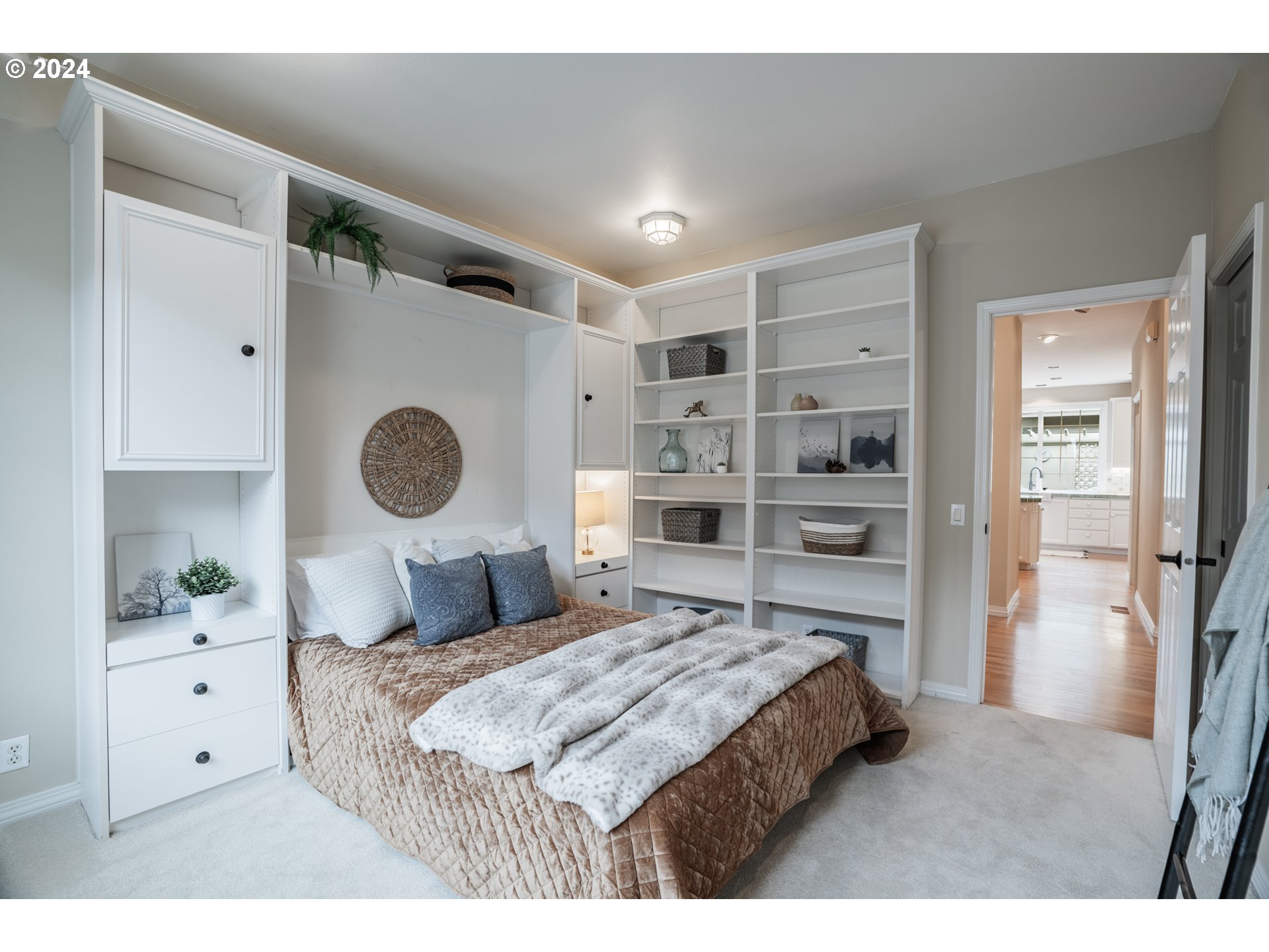 16189 NW CANTERWOOD WAY