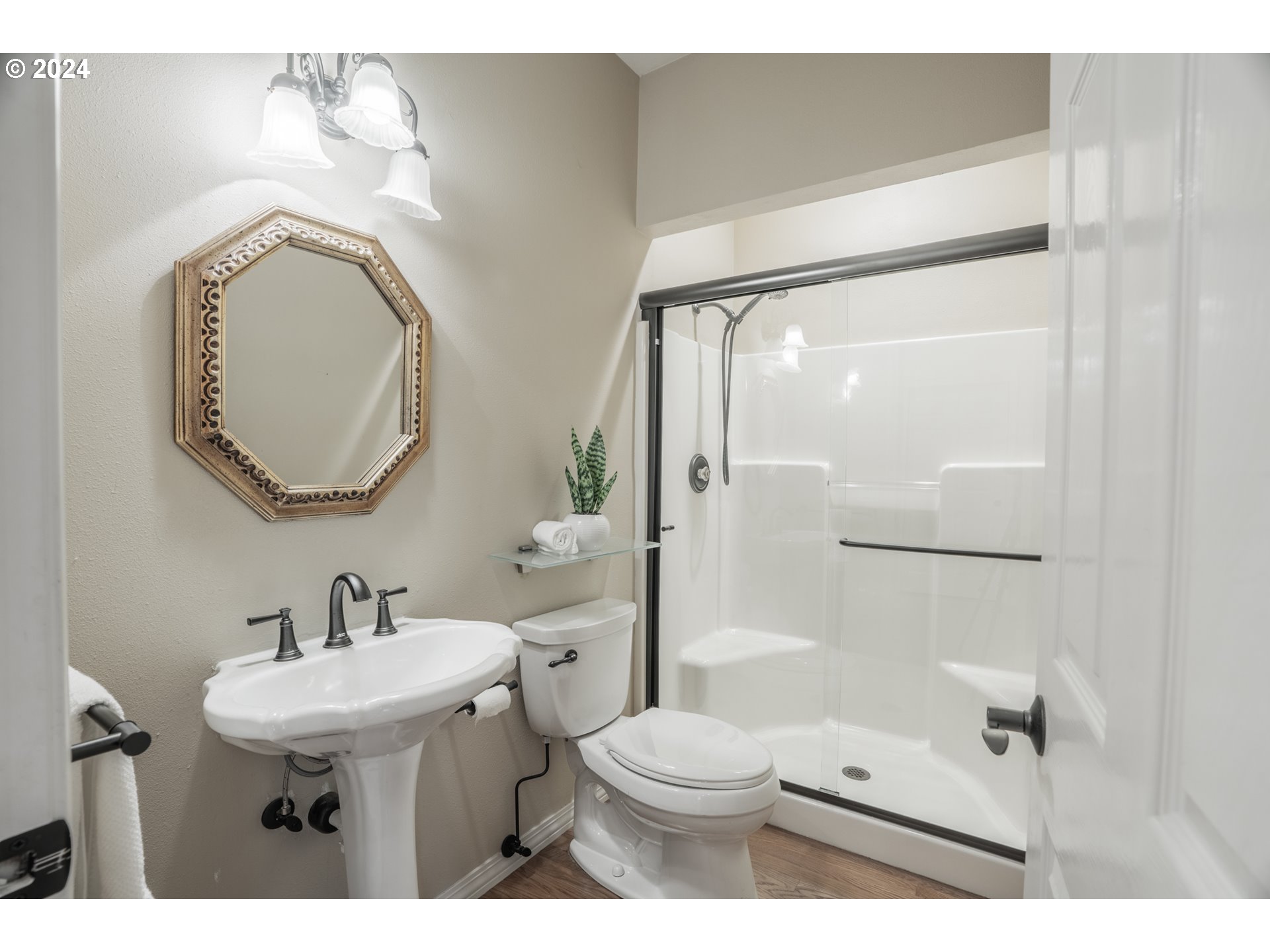 16189 NW CANTERWOOD WAY