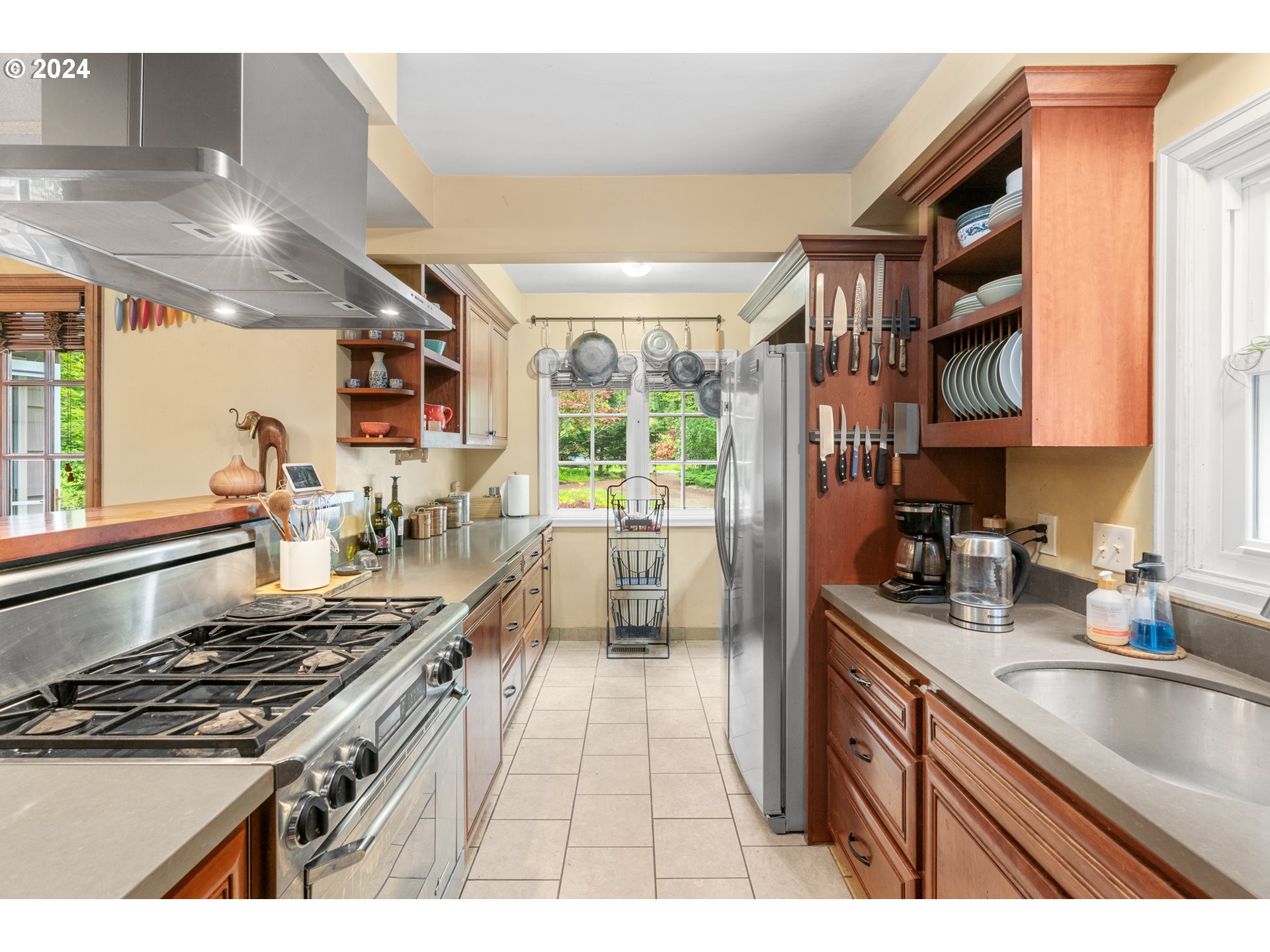 6617 SE BARBARA WELCH RD