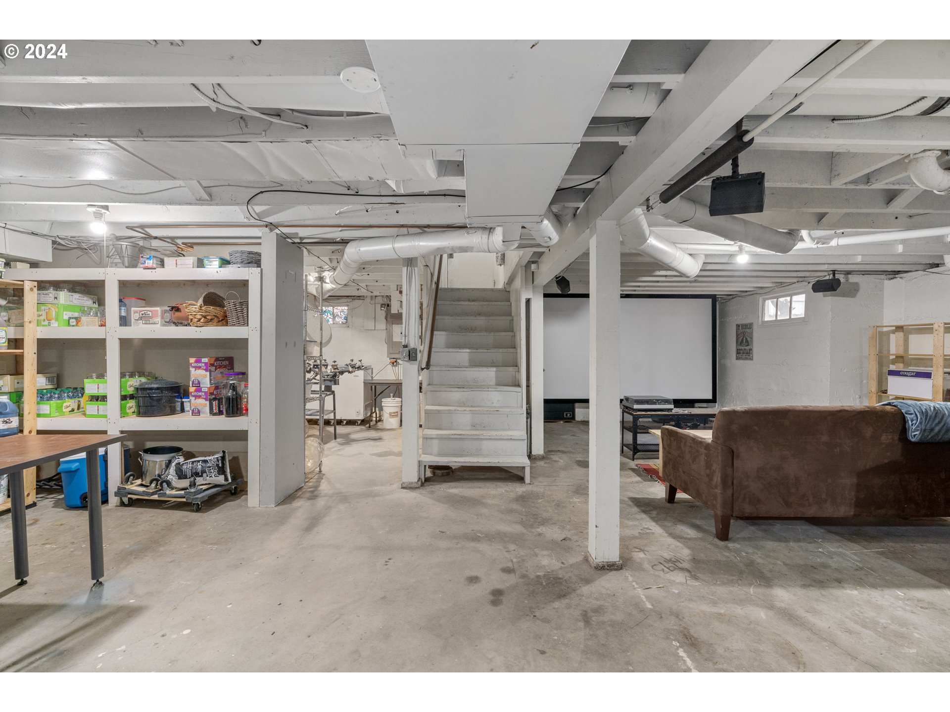 6617 SE BARBARA WELCH RD