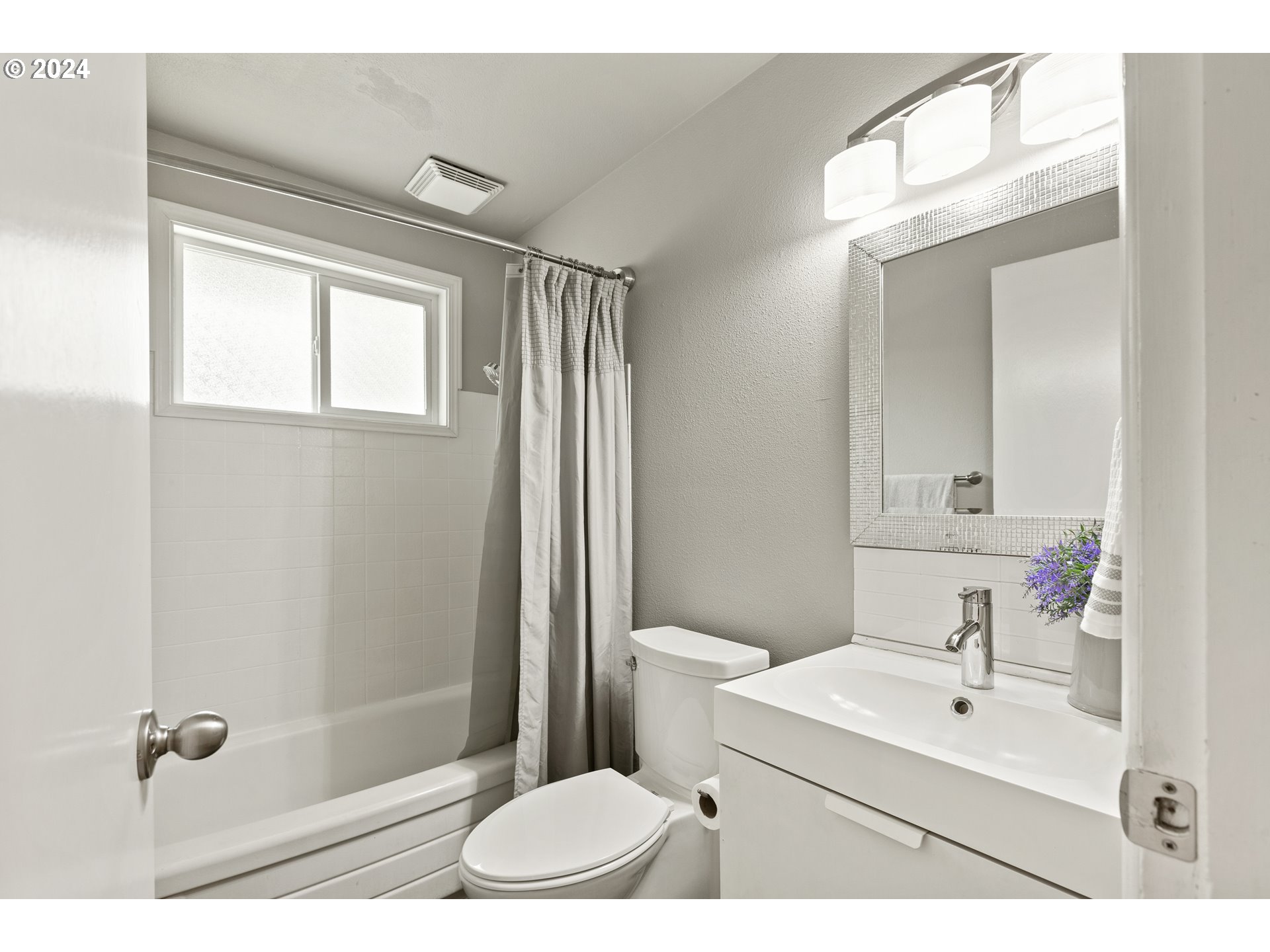 12427 NE PLANTATION RD