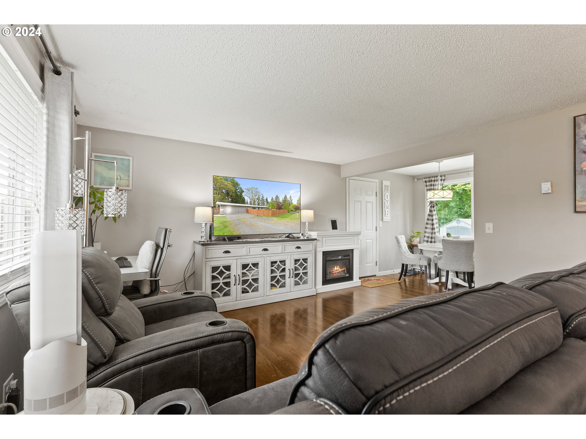 12427 NE PLANTATION RD