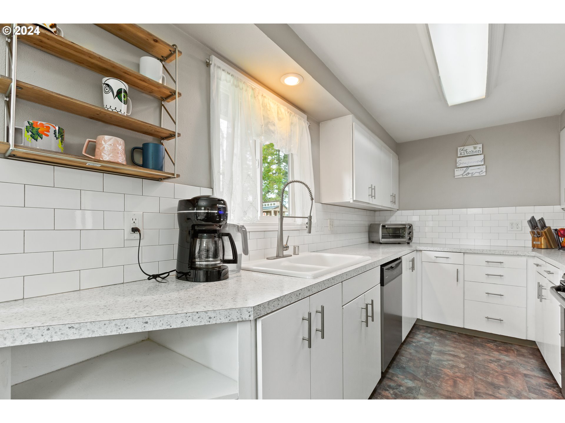 12427 NE PLANTATION RD