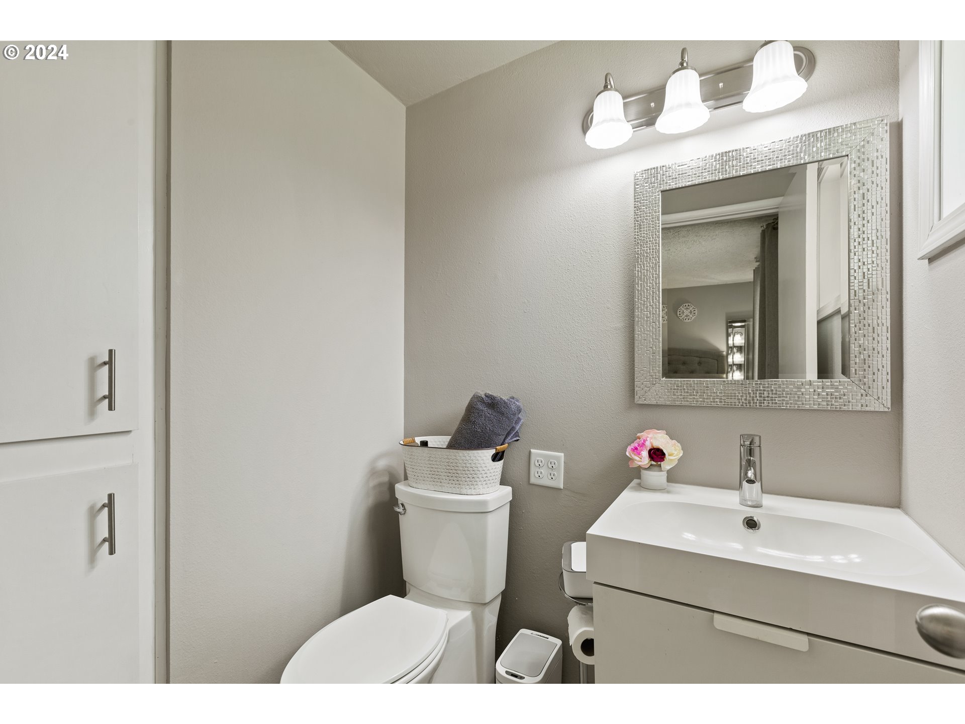 12427 NE PLANTATION RD