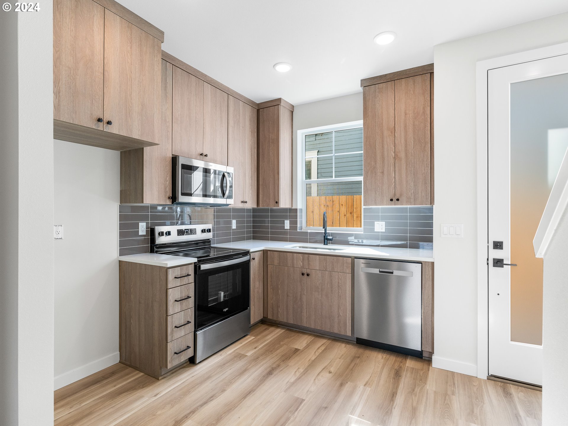 7471 N New York AVE 3