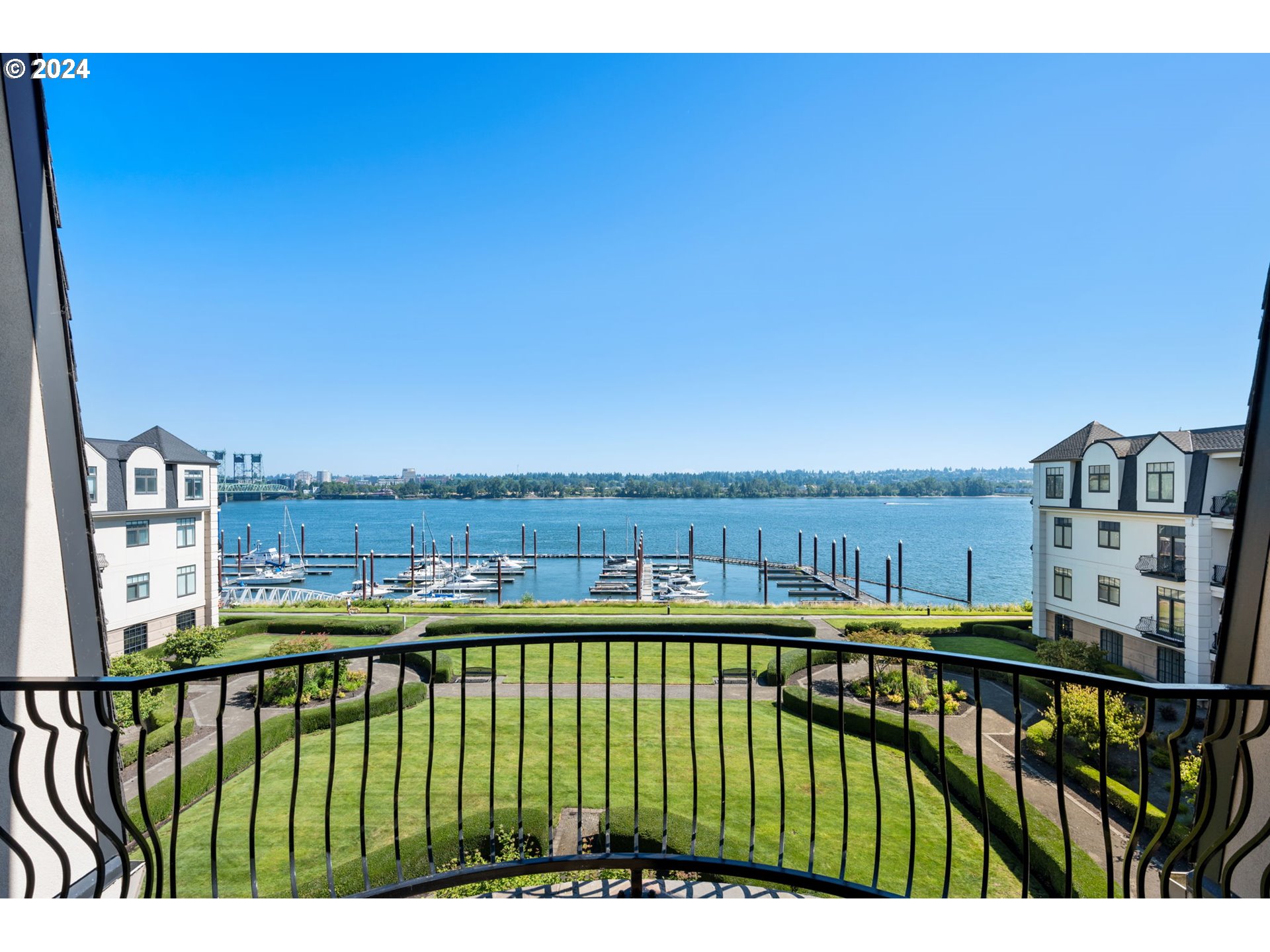 707 N HAYDEN ISLAND DR 420