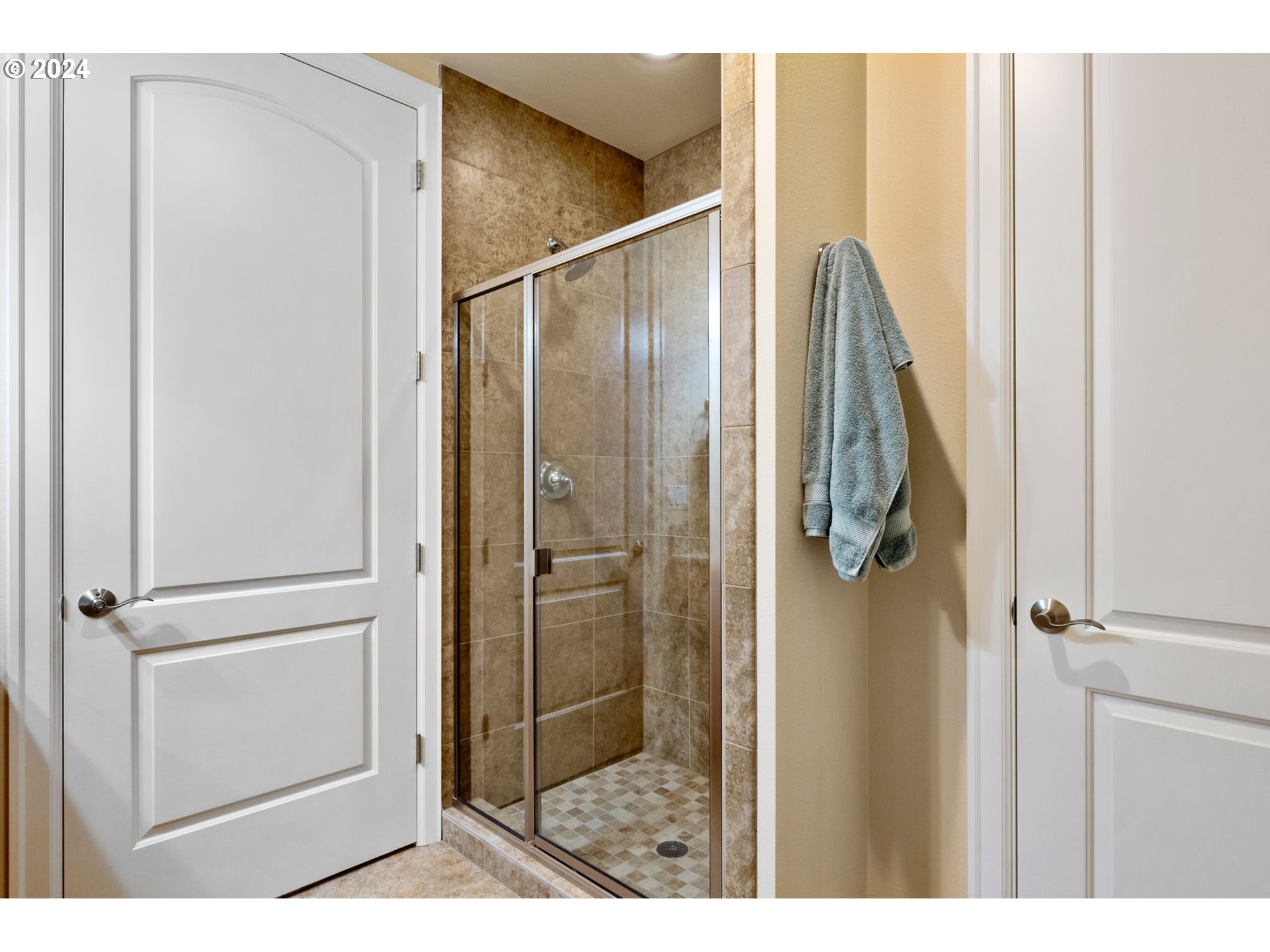 707 N HAYDEN ISLAND DR 420