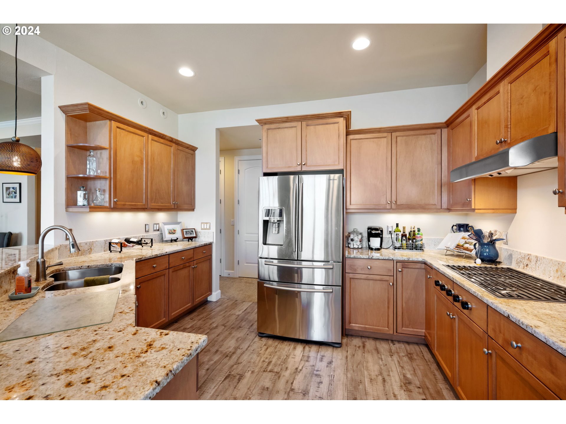 707 N HAYDEN ISLAND DR 420