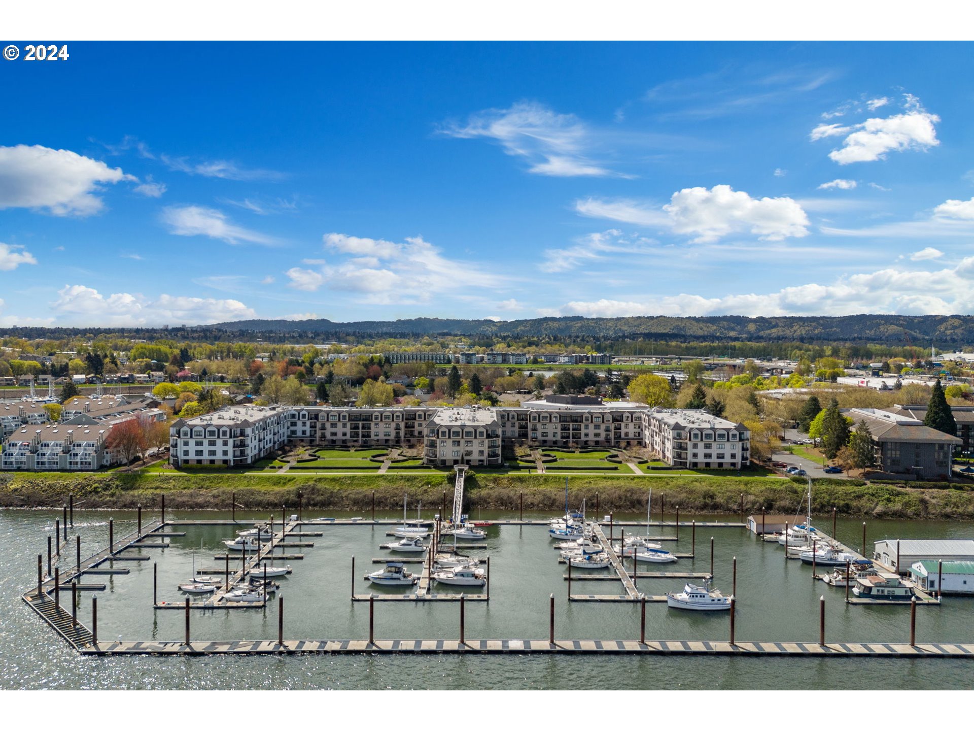 707 N HAYDEN ISLAND DR 420