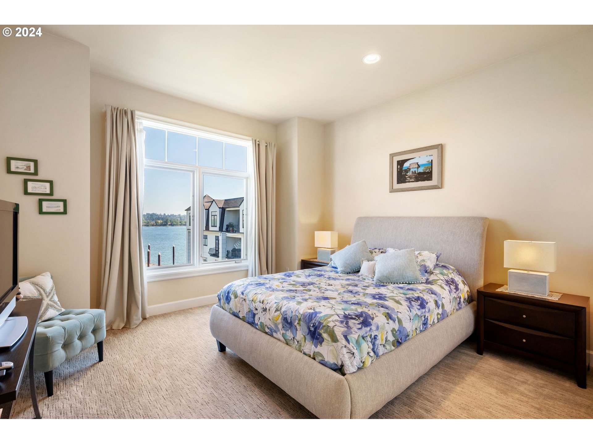 707 N HAYDEN ISLAND DR 420