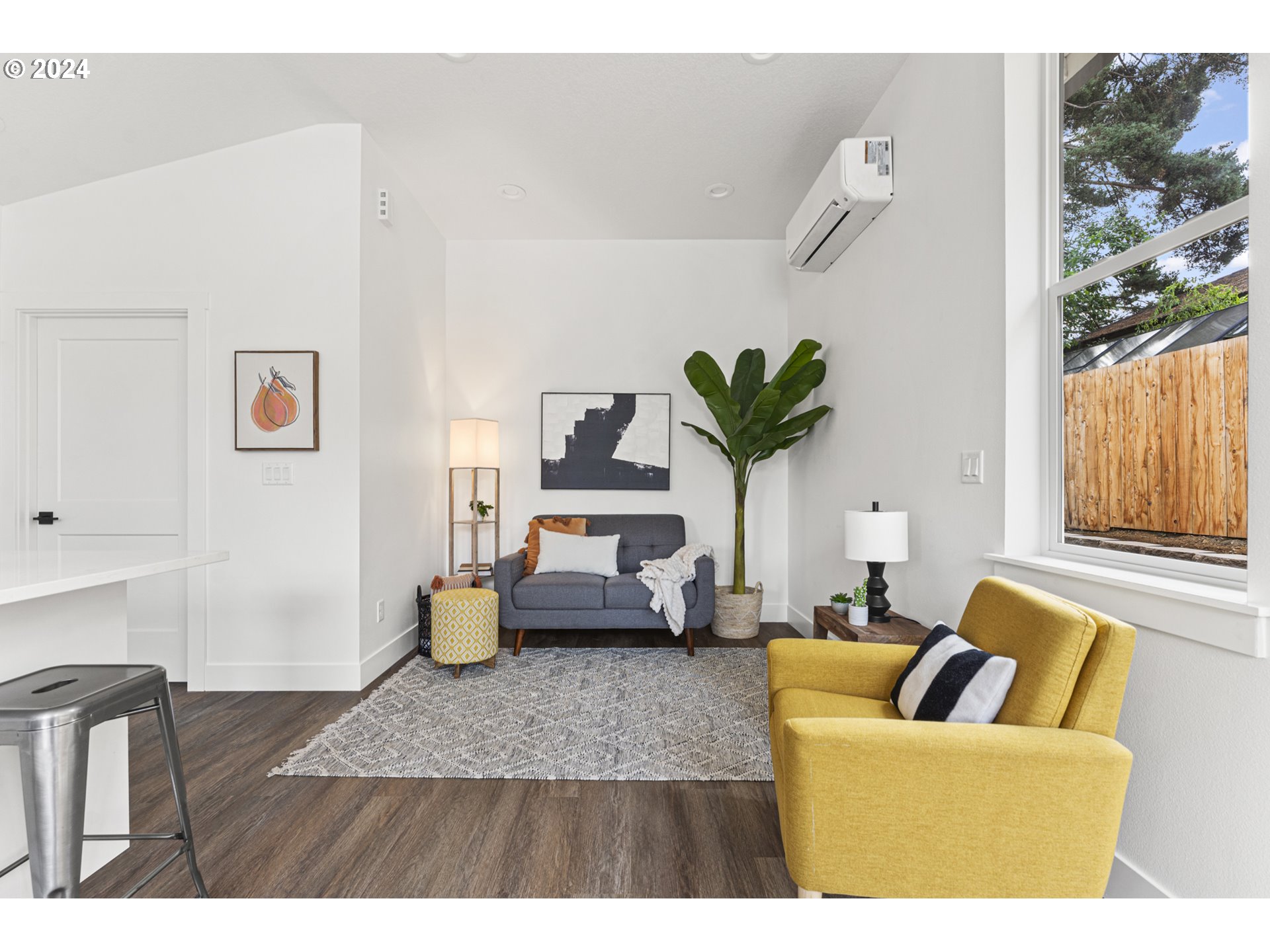 4006 NE PRESCOTT ST B