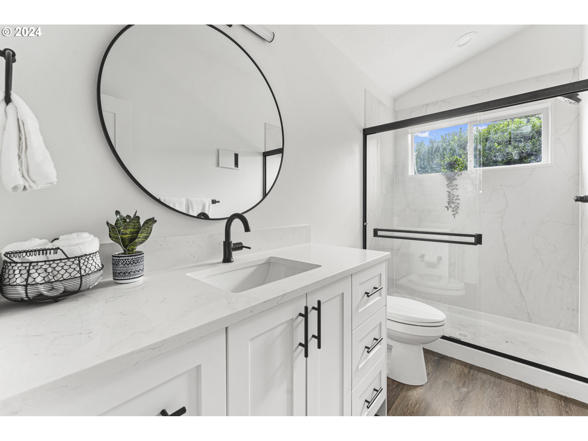 4006 NE PRESCOTT ST B