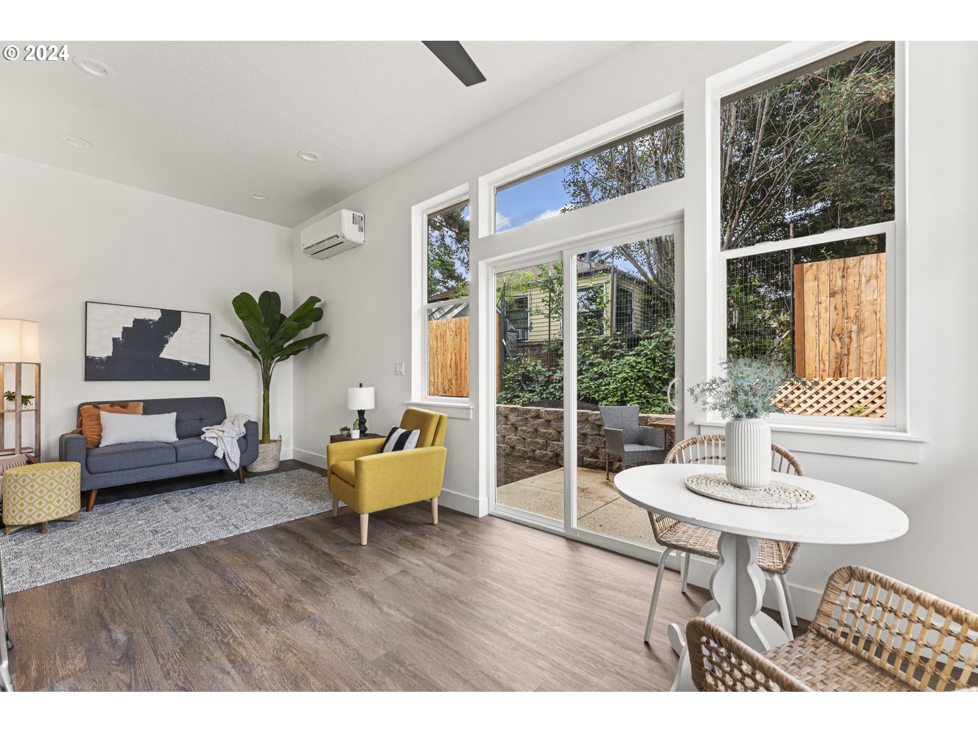 4006 NE PRESCOTT ST B