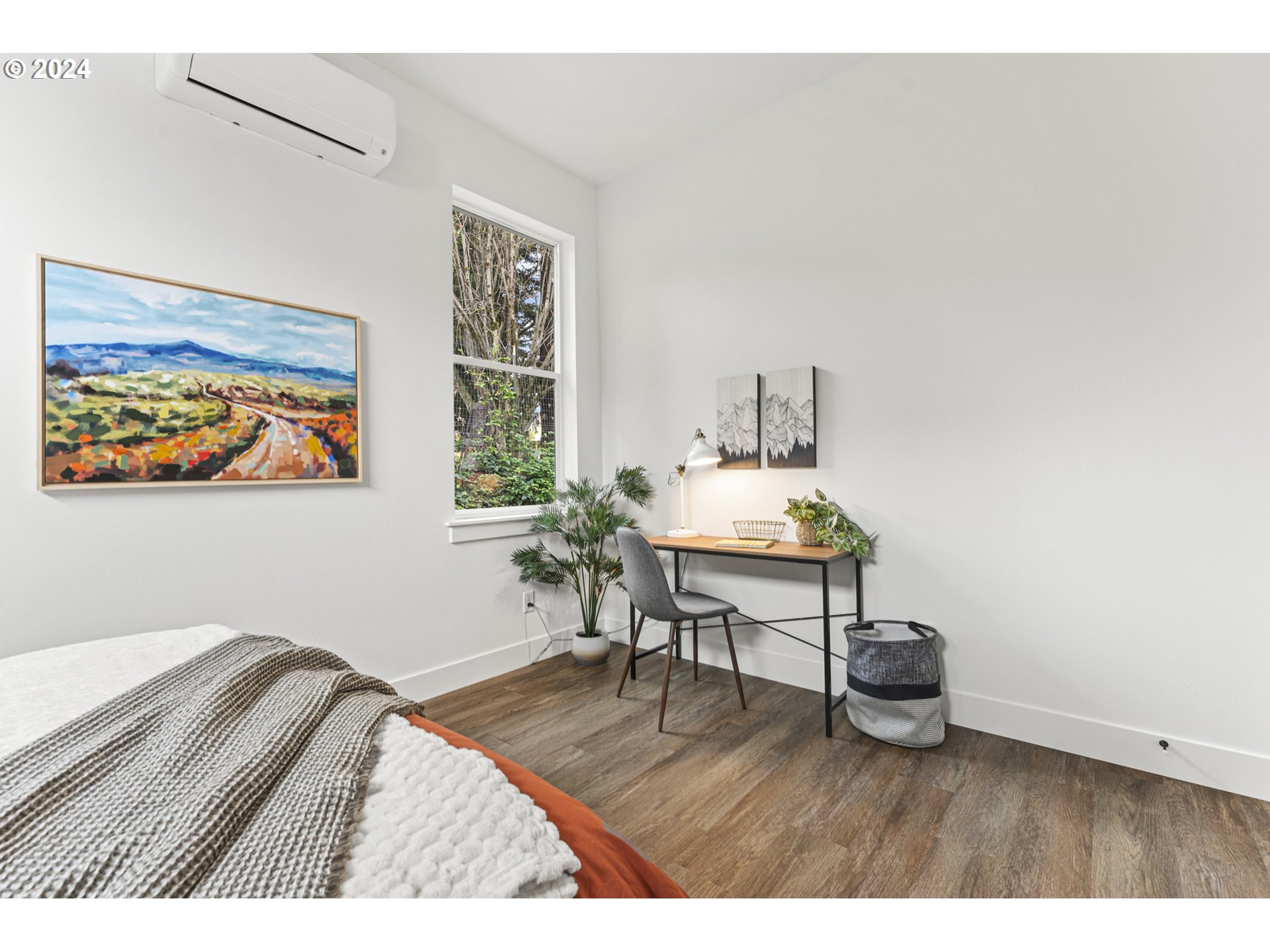 4006 NE PRESCOTT ST B