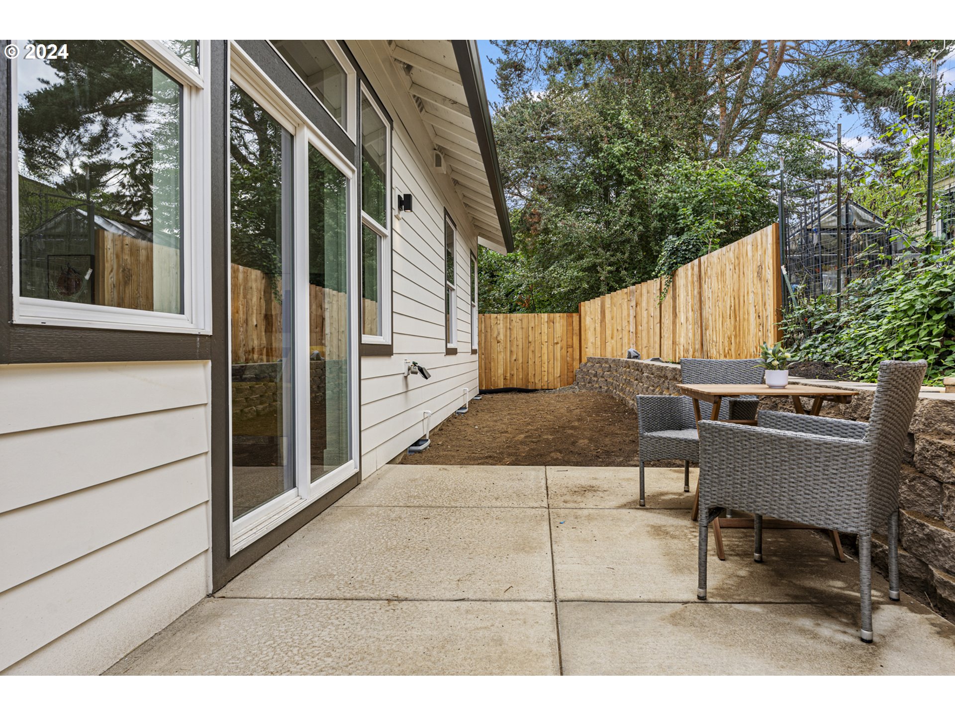 4006 NE PRESCOTT ST B