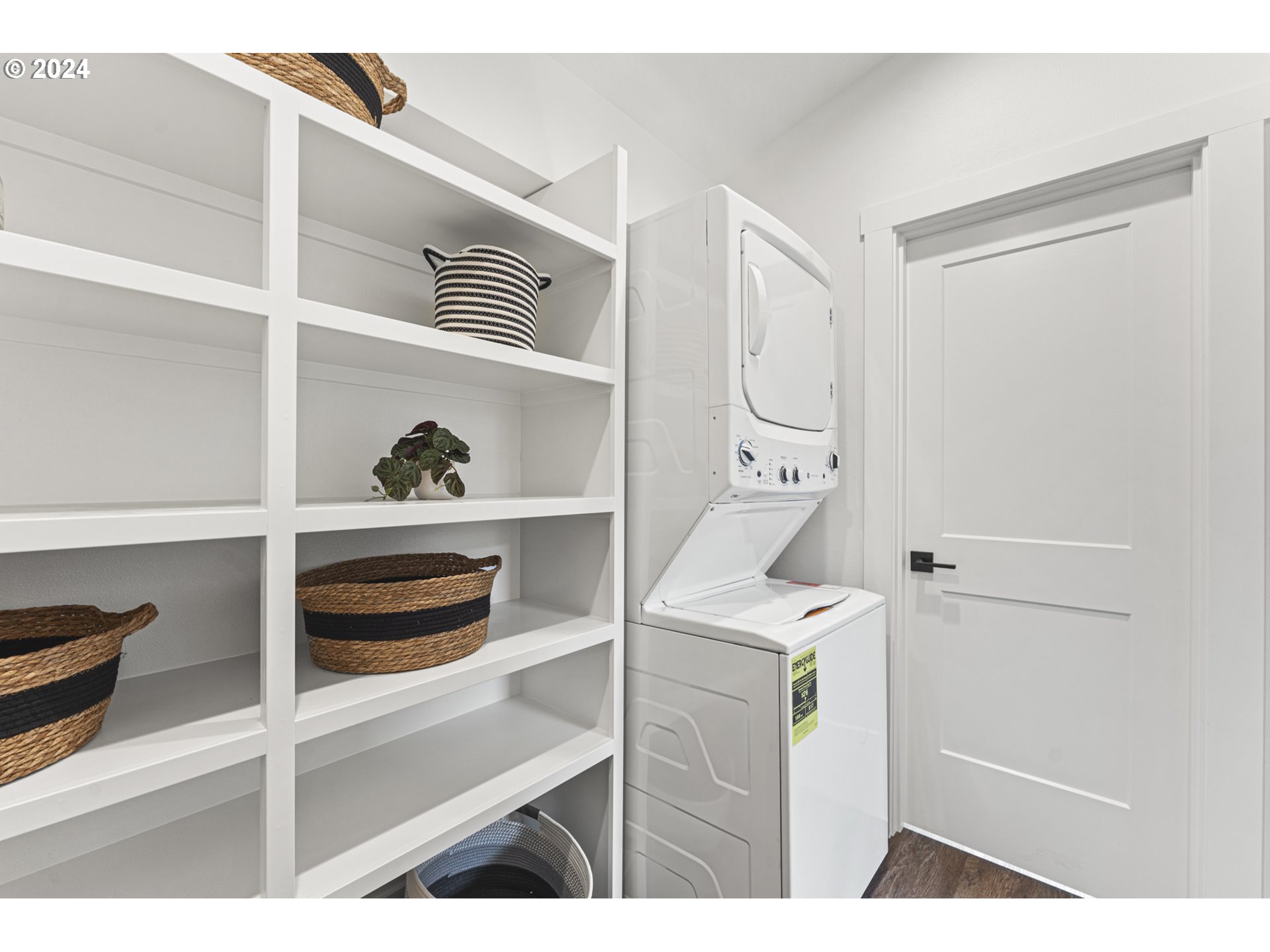 4006 NE PRESCOTT ST B