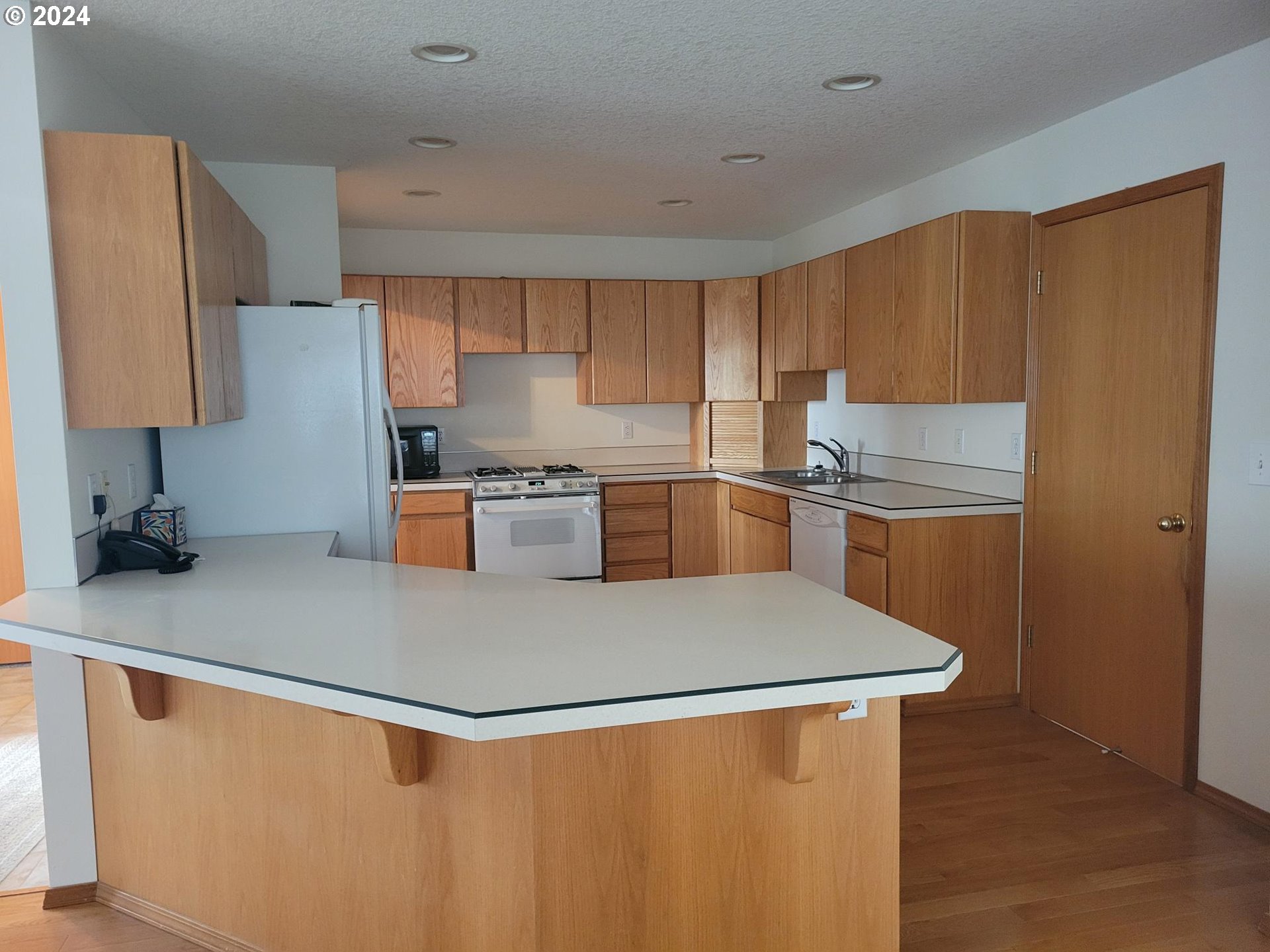 33559 GARDEN VIEW DR