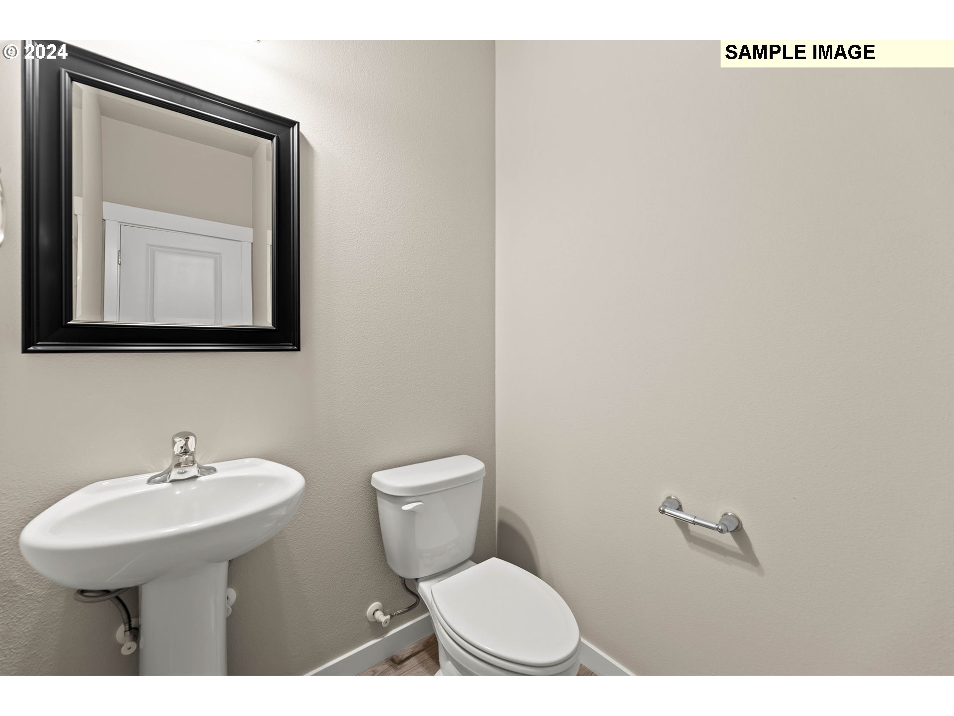 2918 S QUARTZ DR LT697