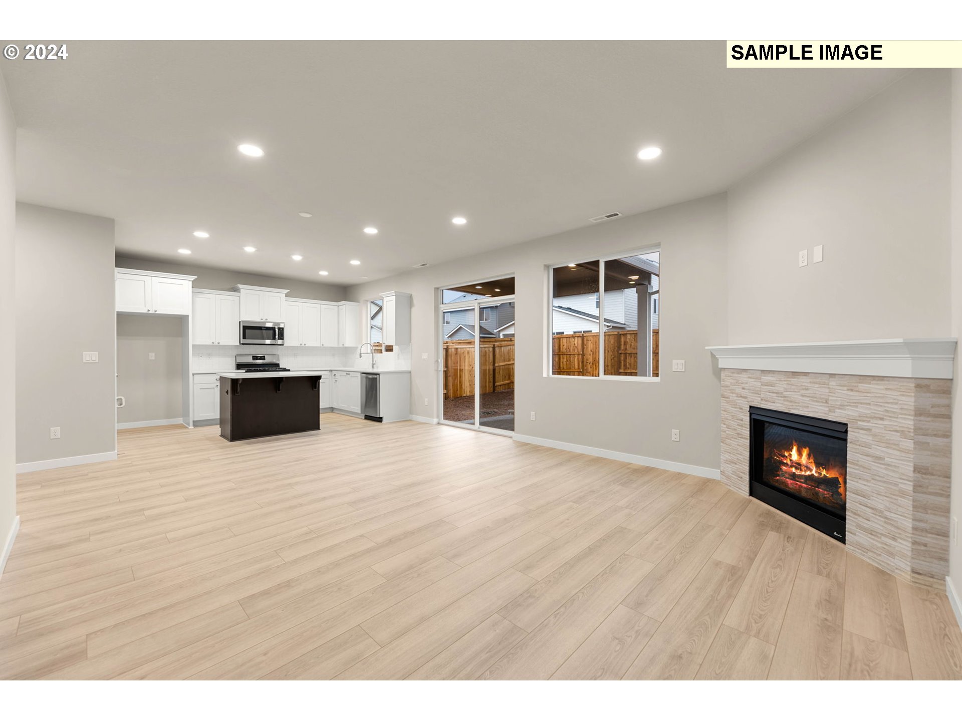 2918 S QUARTZ DR LT697