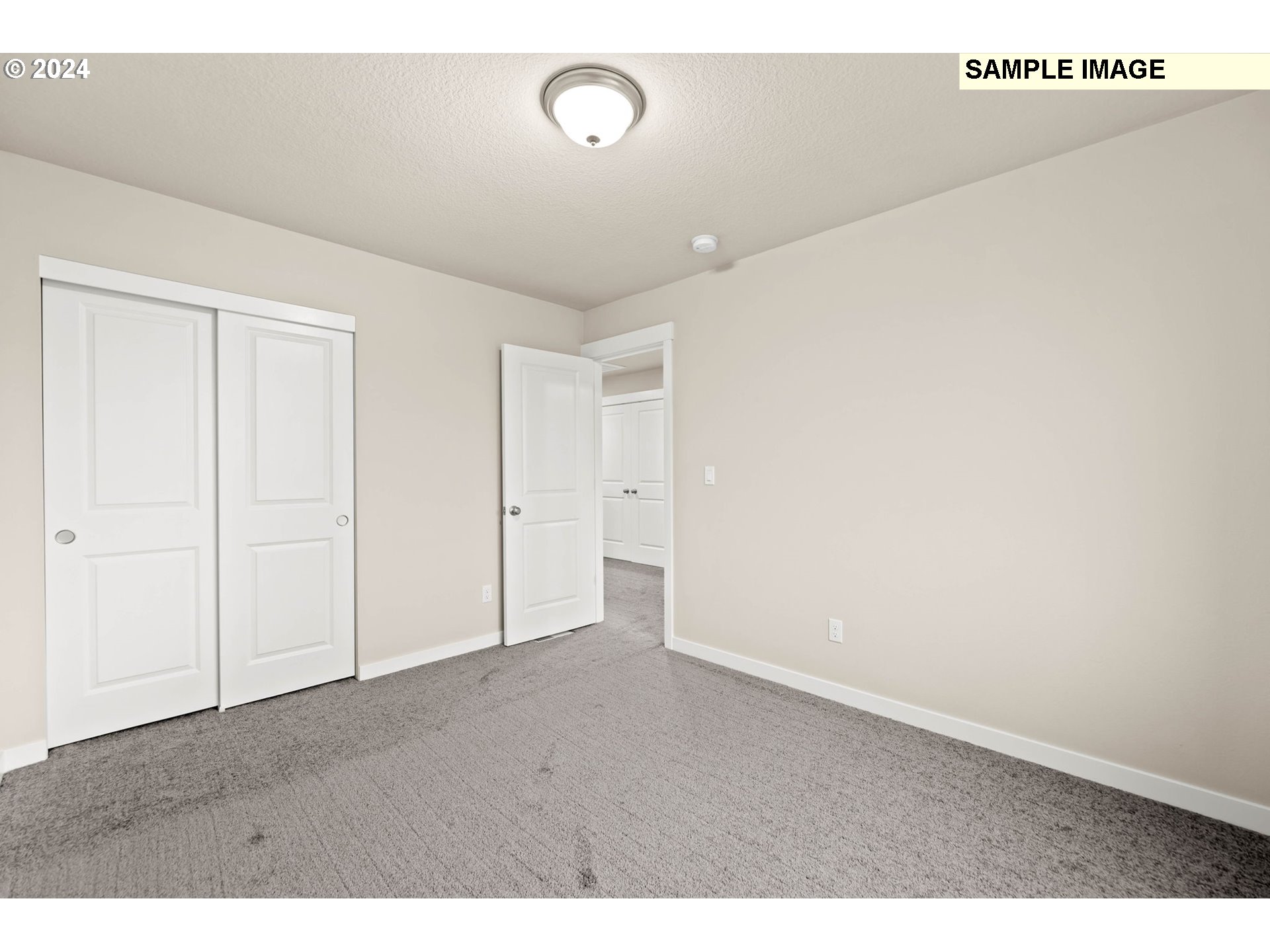 2918 S QUARTZ DR LT697