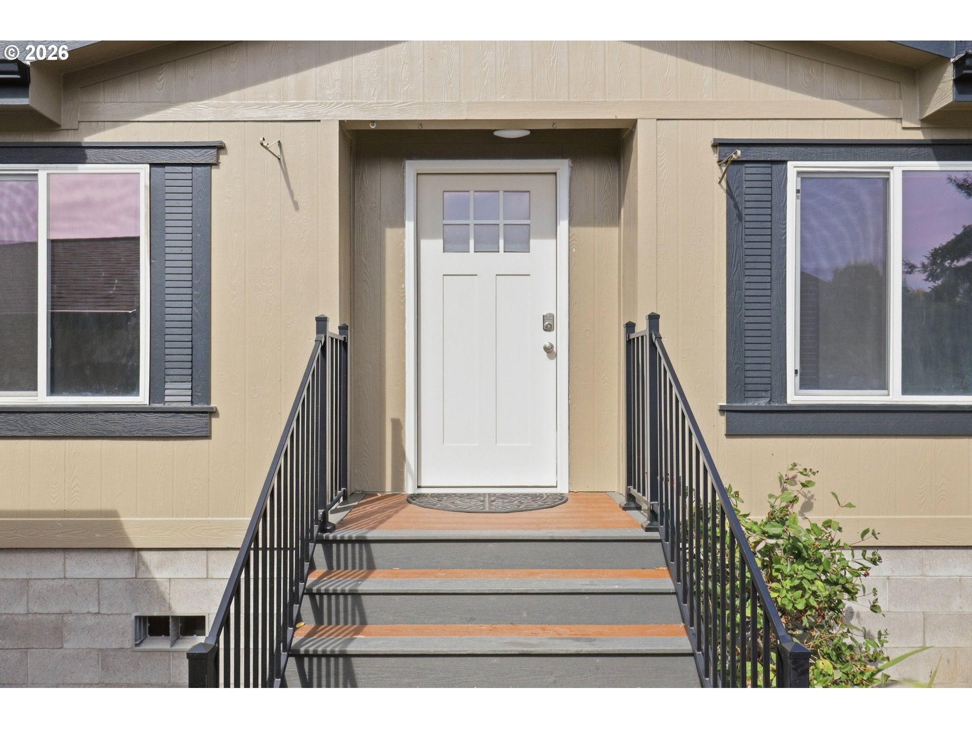 295 SYCAMORE ST