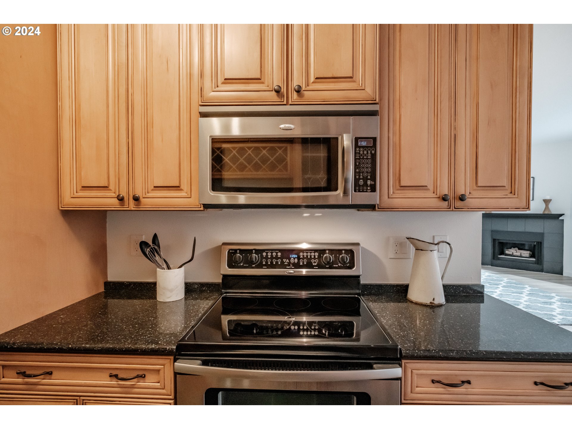 1441 SW CLAY ST 102