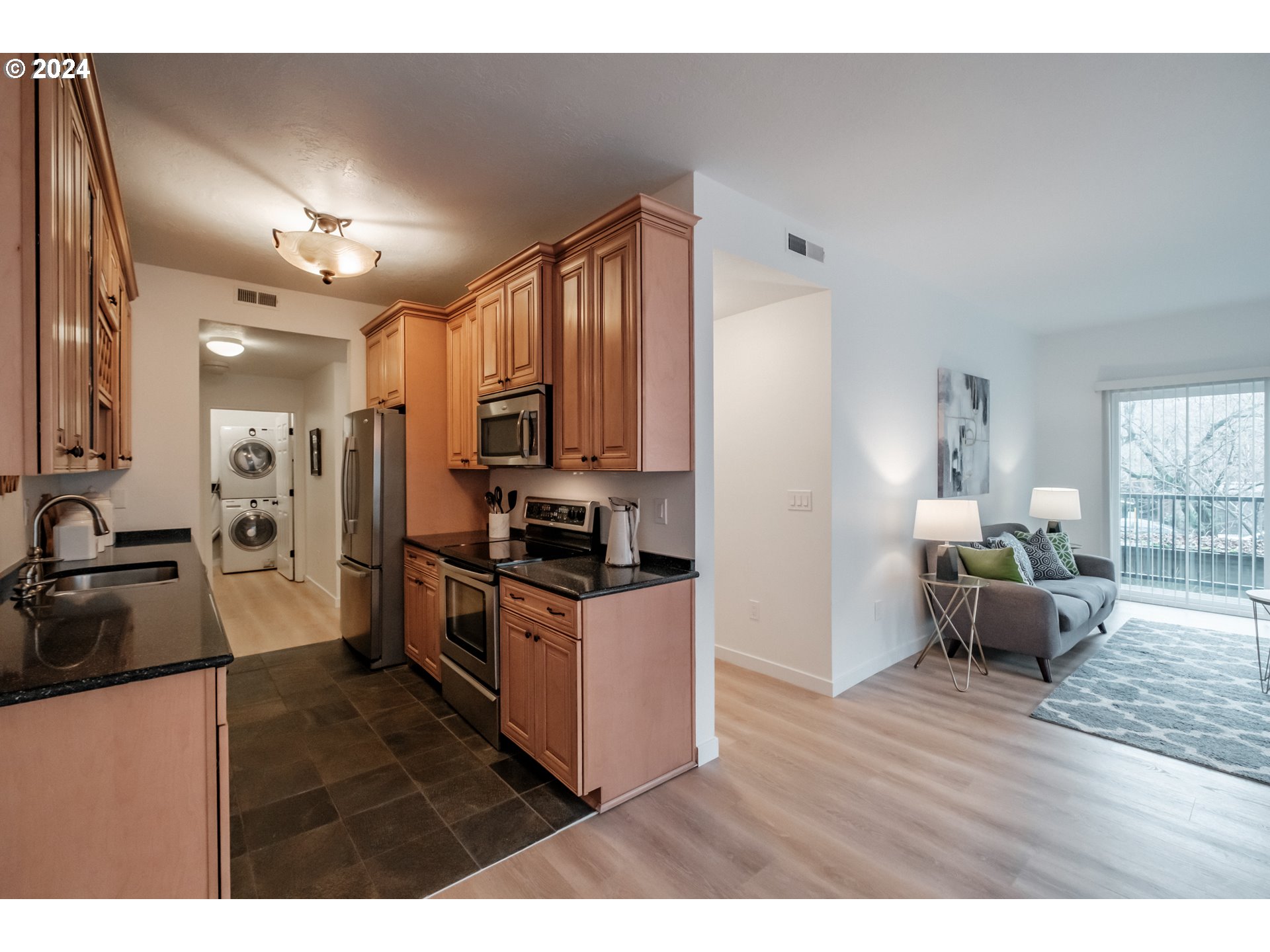 1441 SW CLAY ST 102