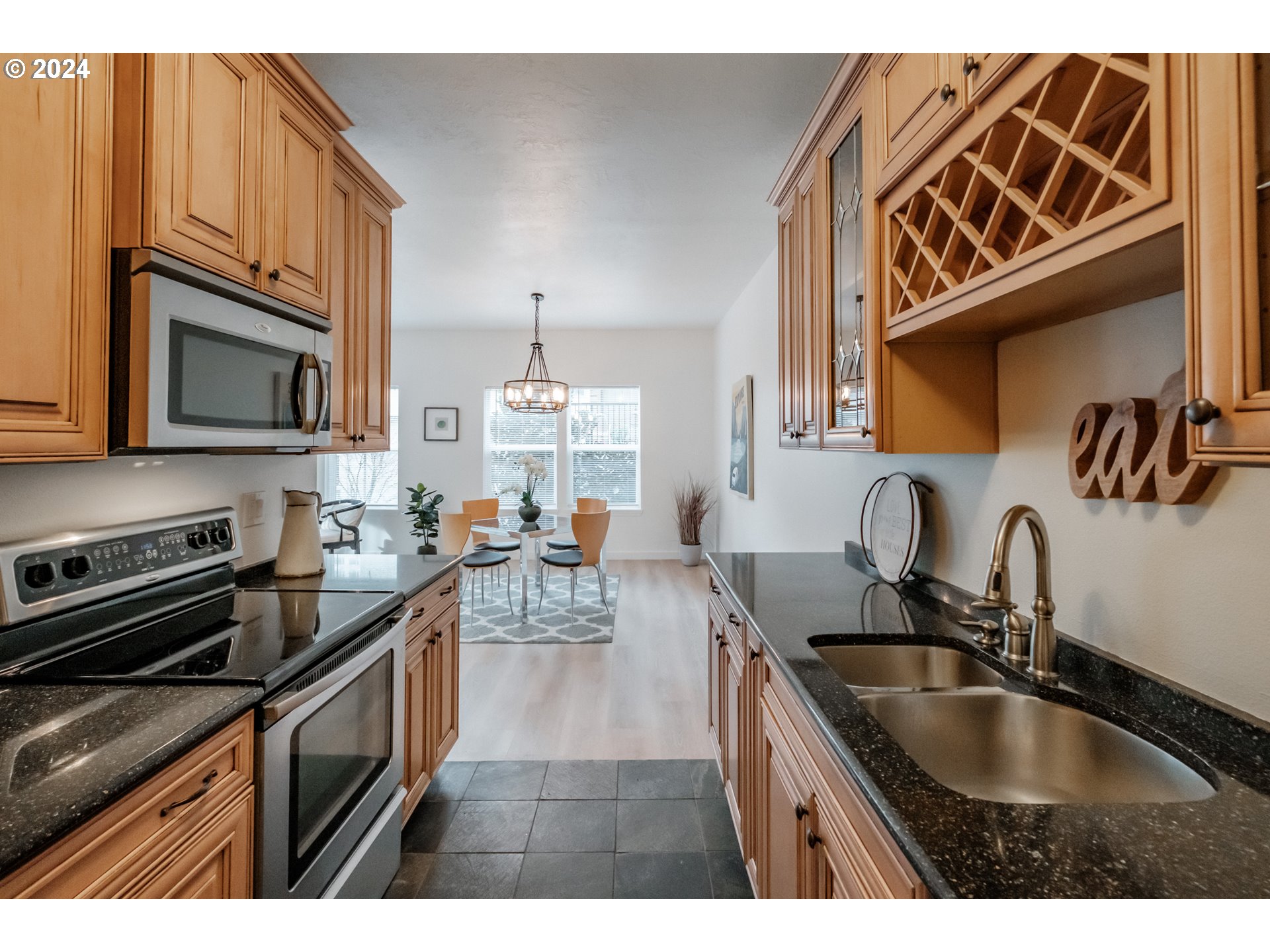 1441 SW CLAY ST 102