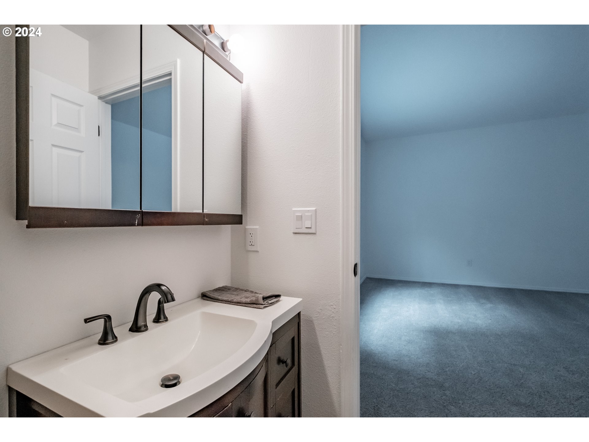 1441 SW CLAY ST 102