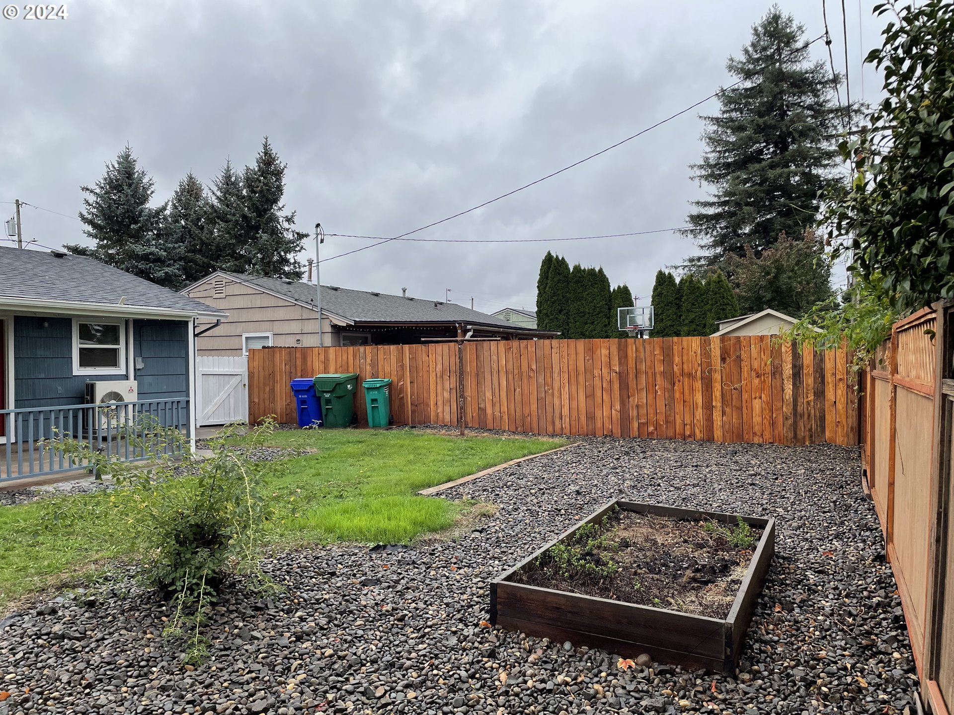 8619 NE CLACKAMAS ST