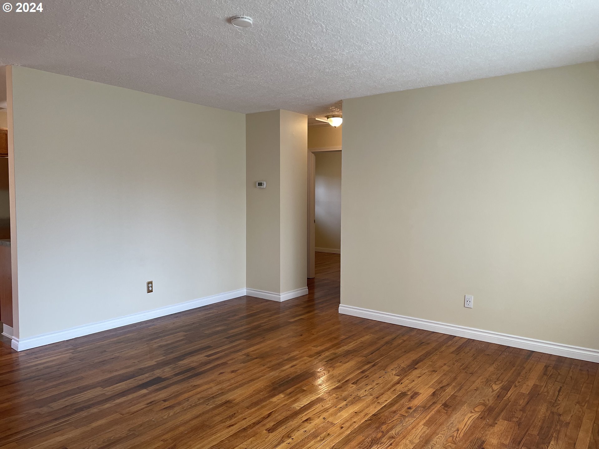 8619 NE CLACKAMAS ST