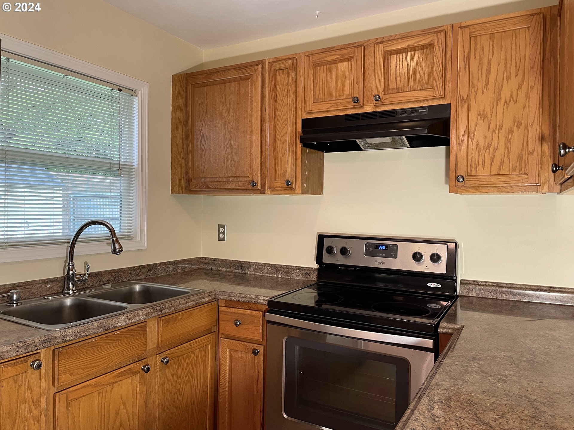 8619 NE CLACKAMAS ST