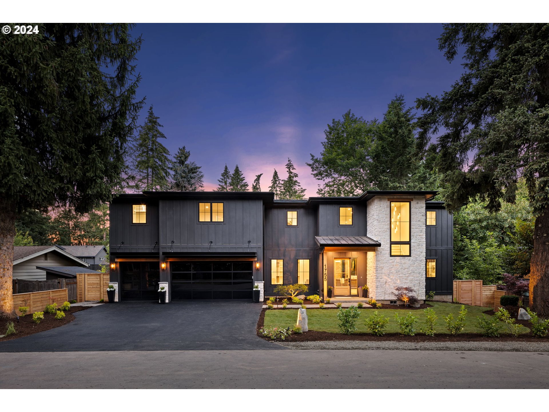 1755 MAPLELEAF RD