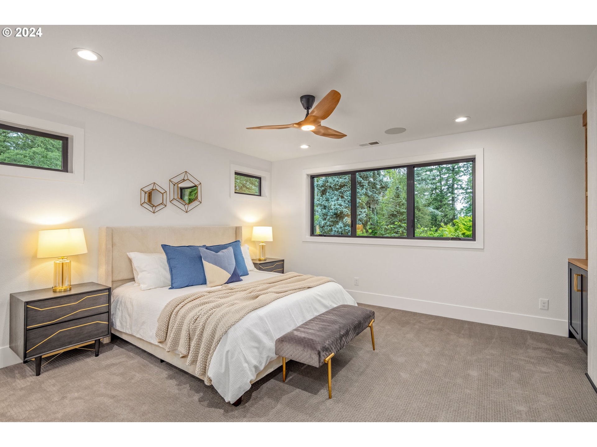 1755 MAPLELEAF RD