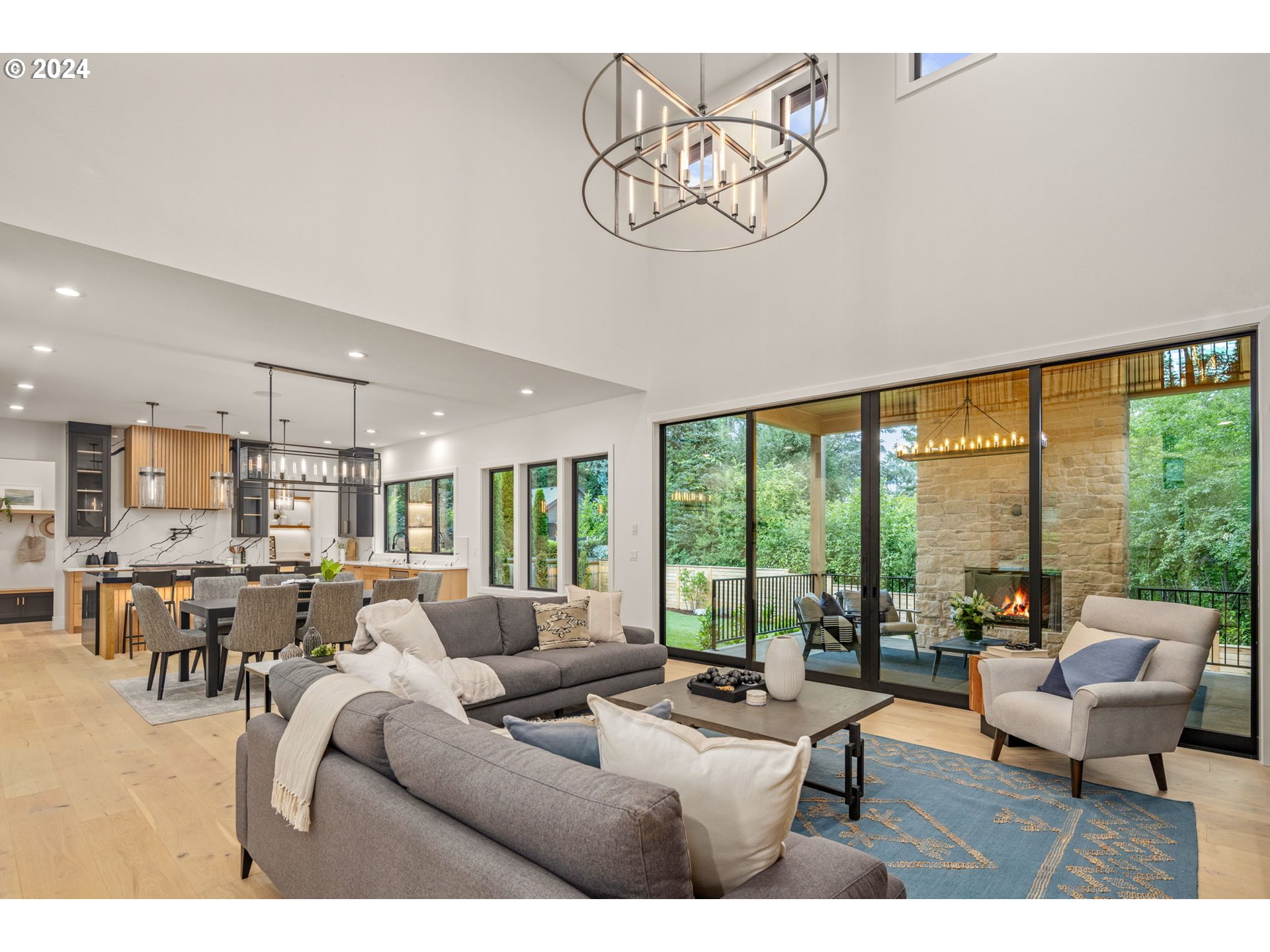 1755 MAPLELEAF RD